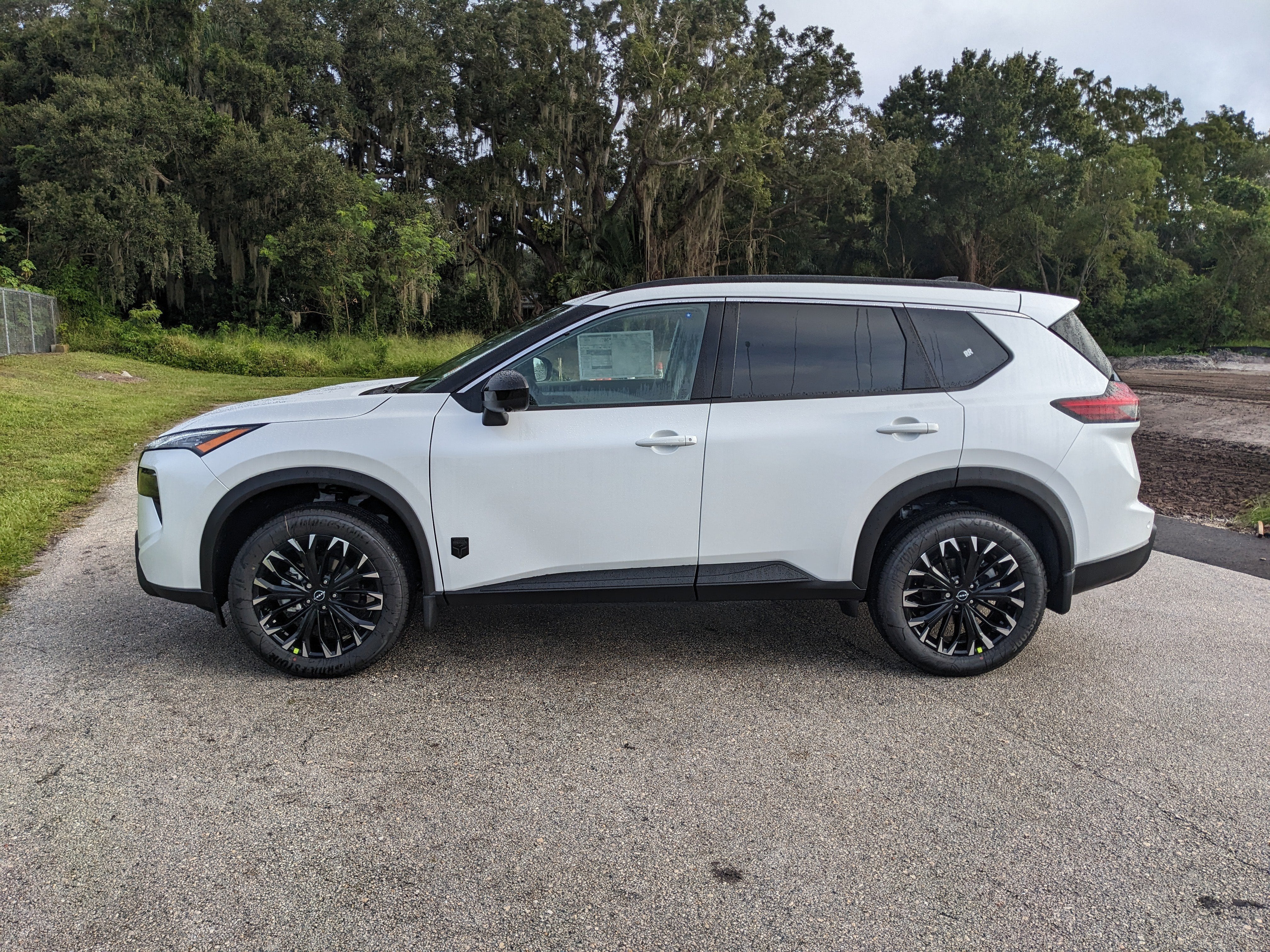 2027 Nissan Rogue Dark Armor