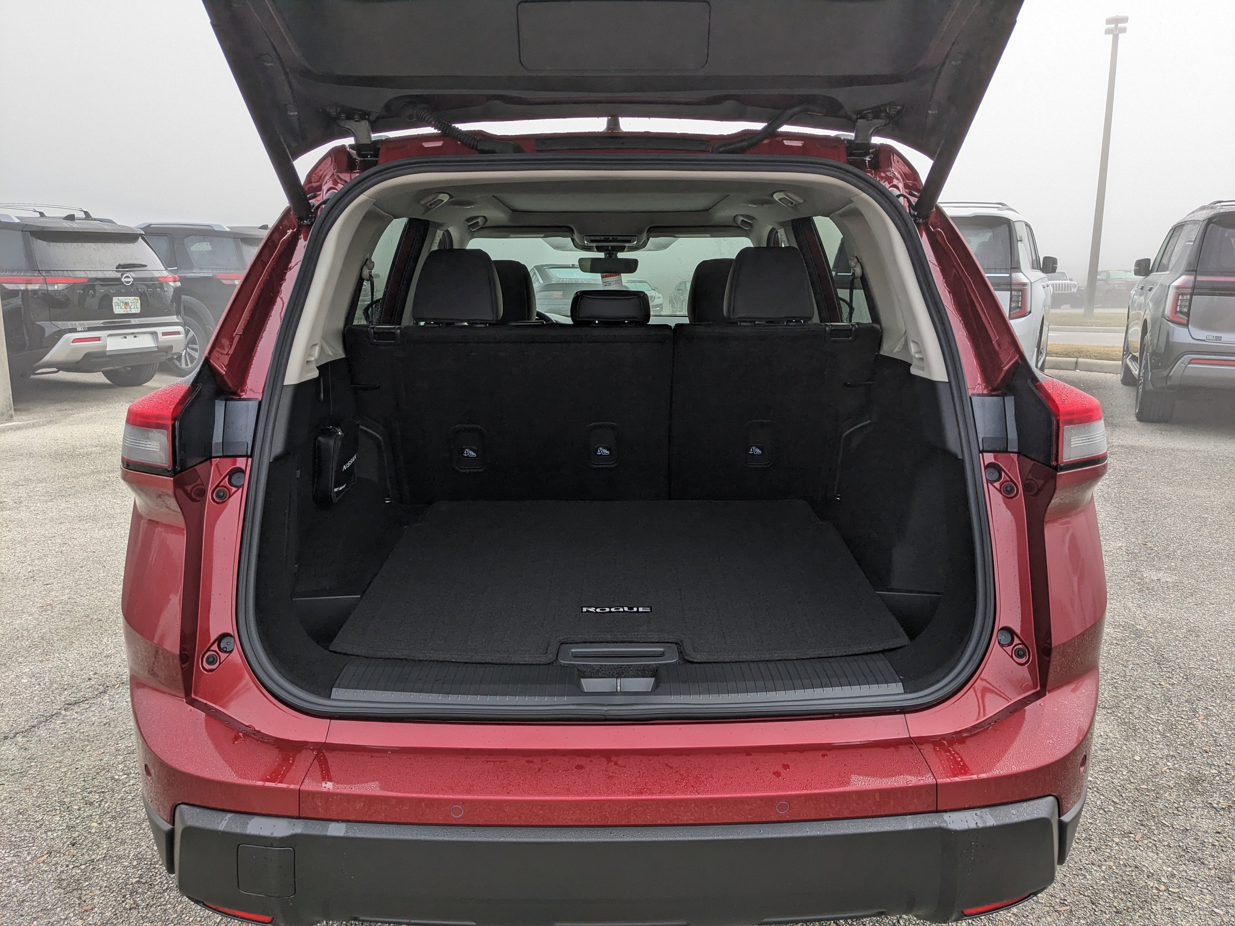 2026 Nissan Rogue Dark Armor