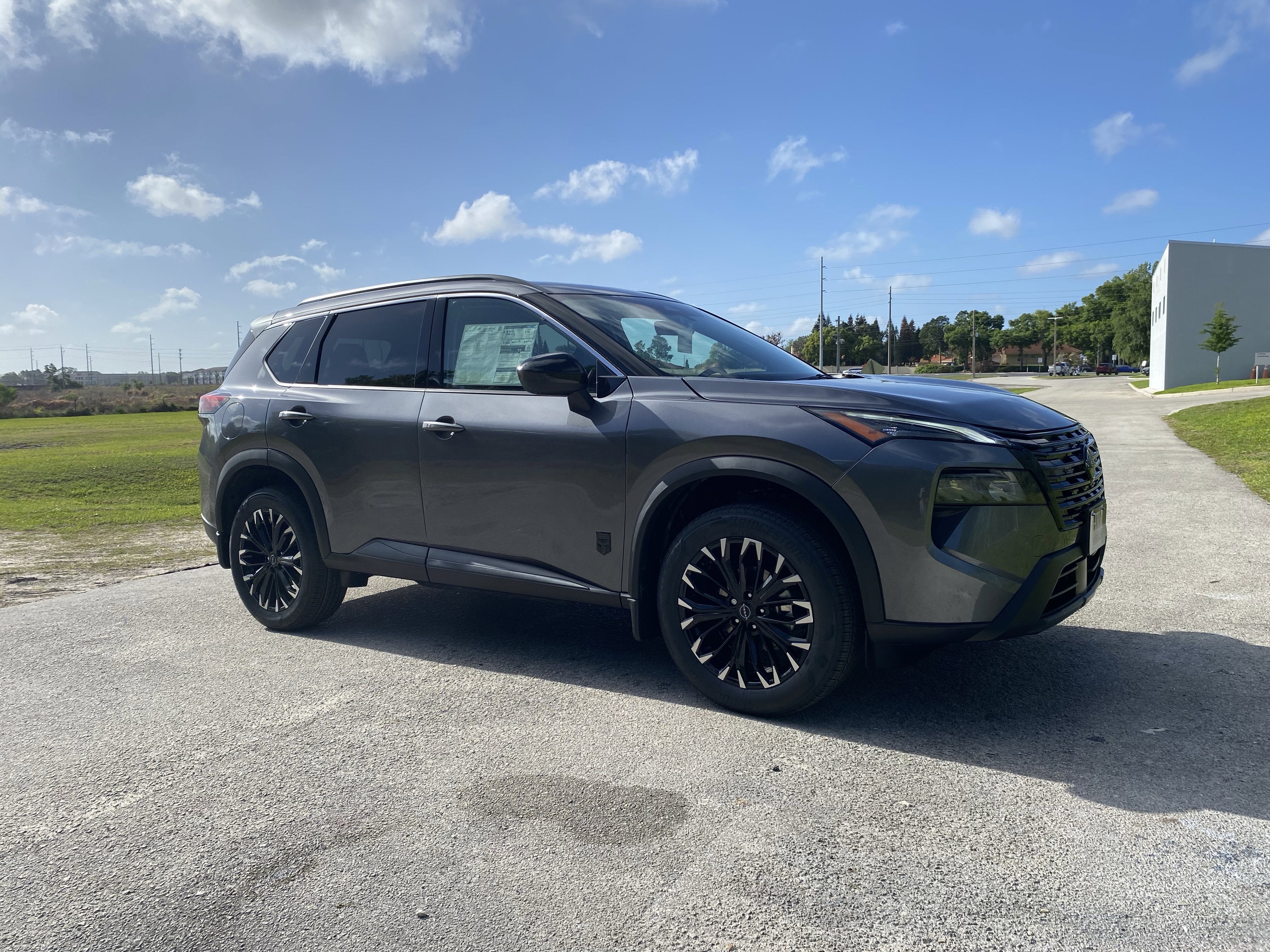 2026 Nissan Rogue Dark Armor