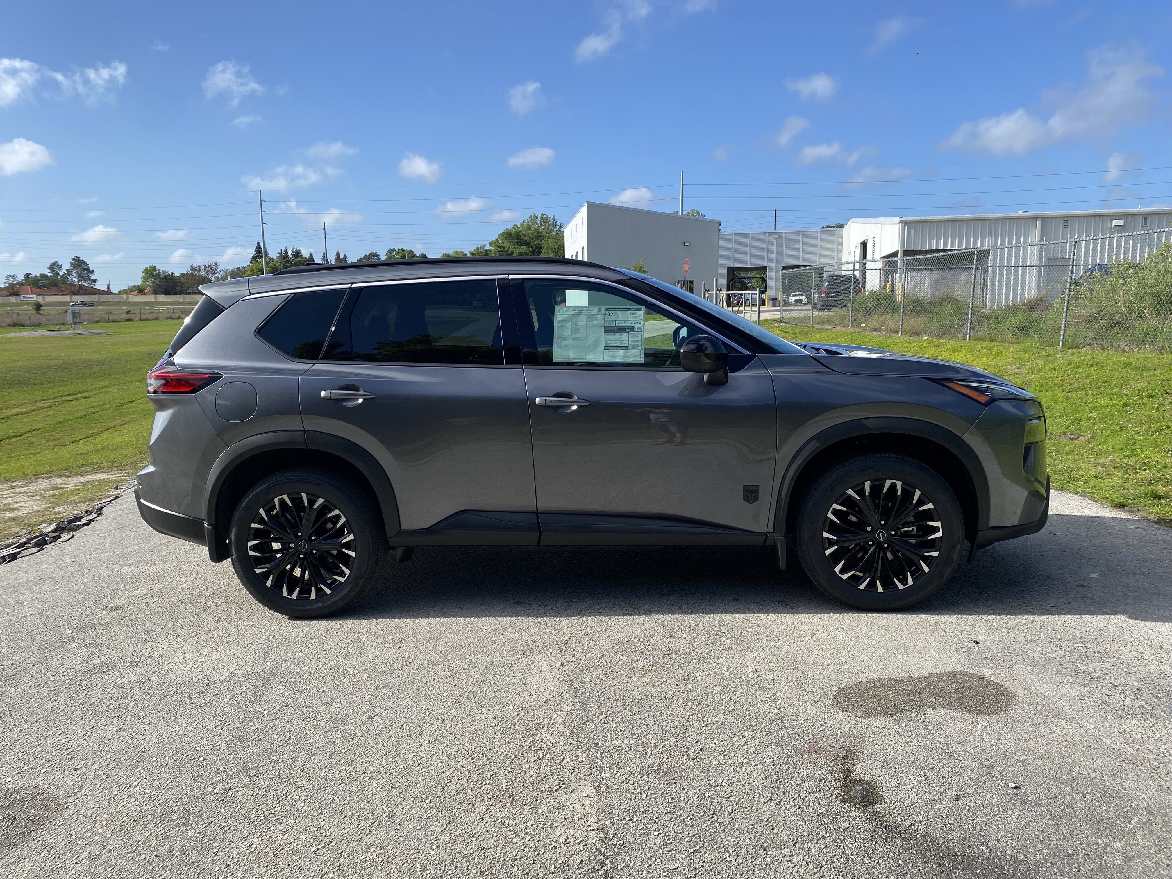 2026 Nissan Rogue Dark Armor