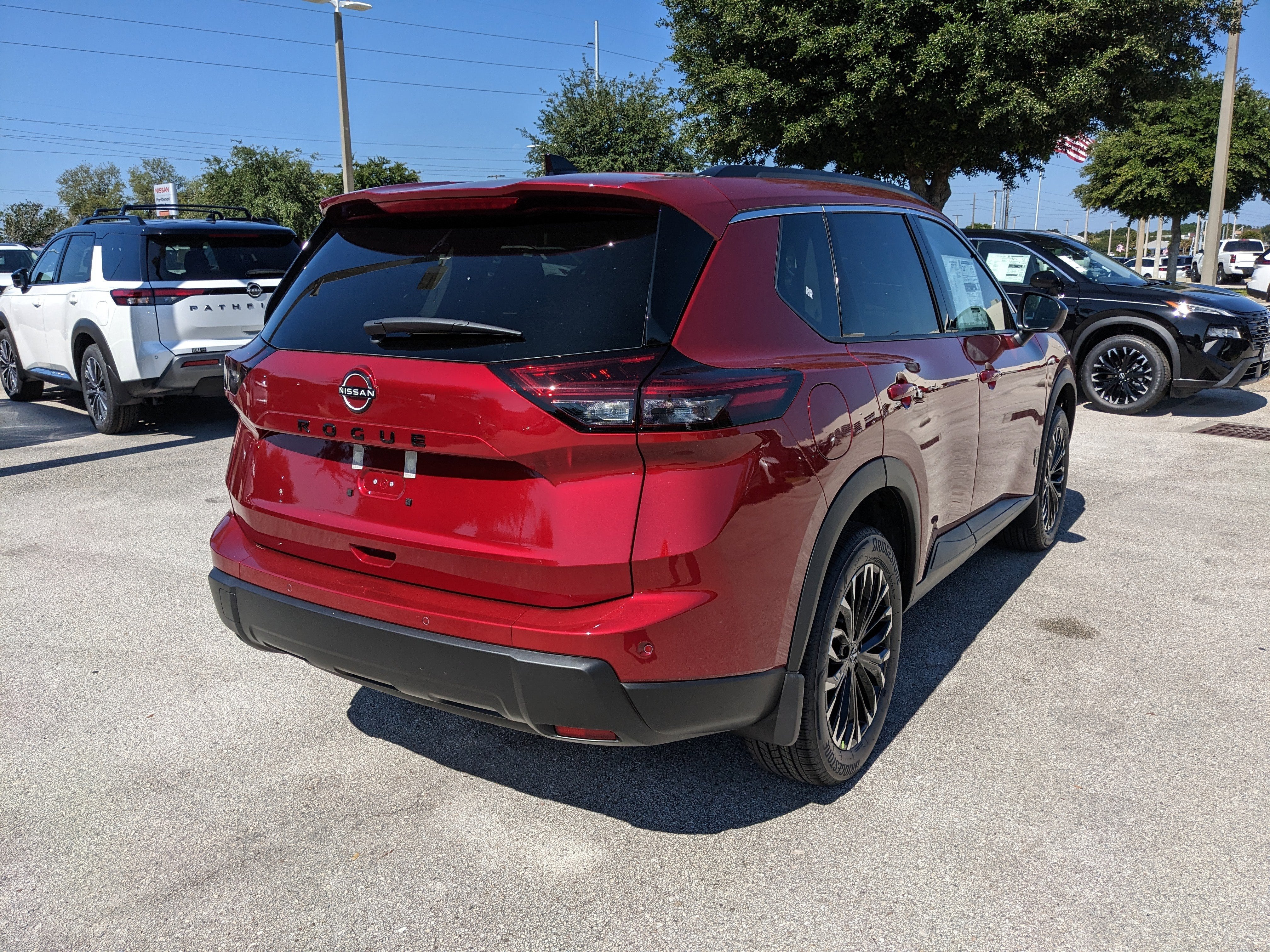 2026 Nissan Rogue Dark Armor