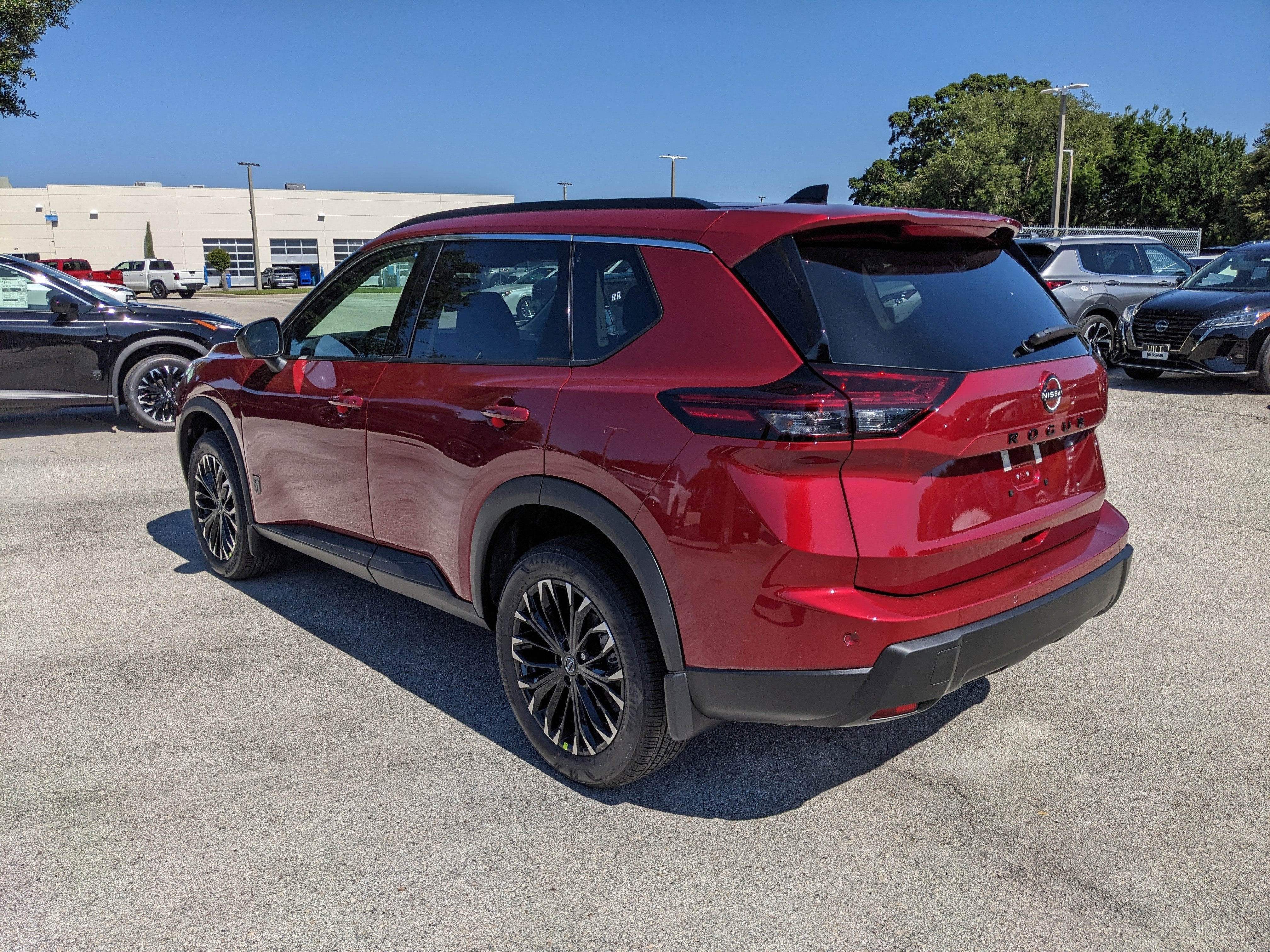 2026 Nissan Rogue Dark Armor