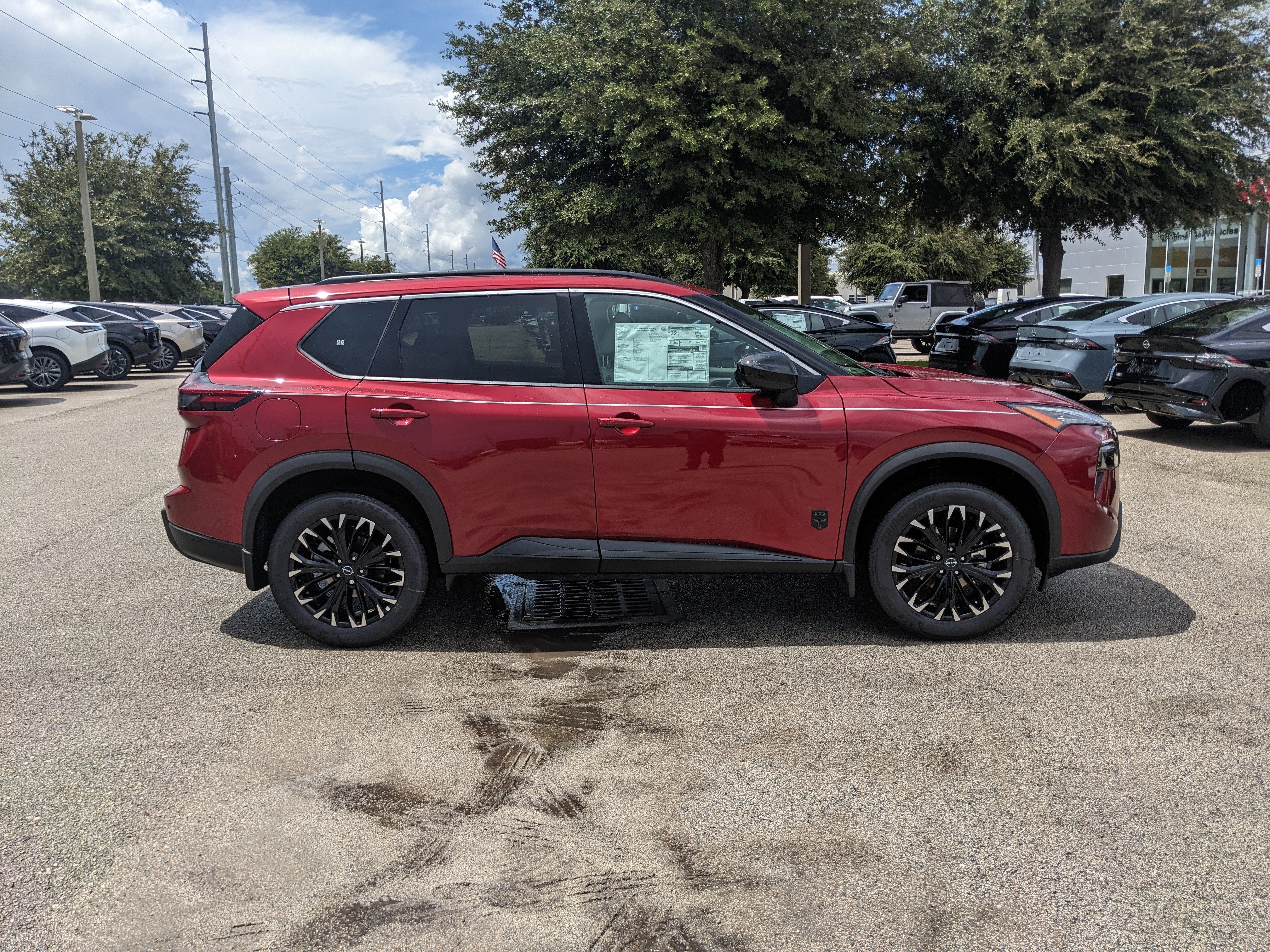 2026 Nissan Rogue Dark Armor