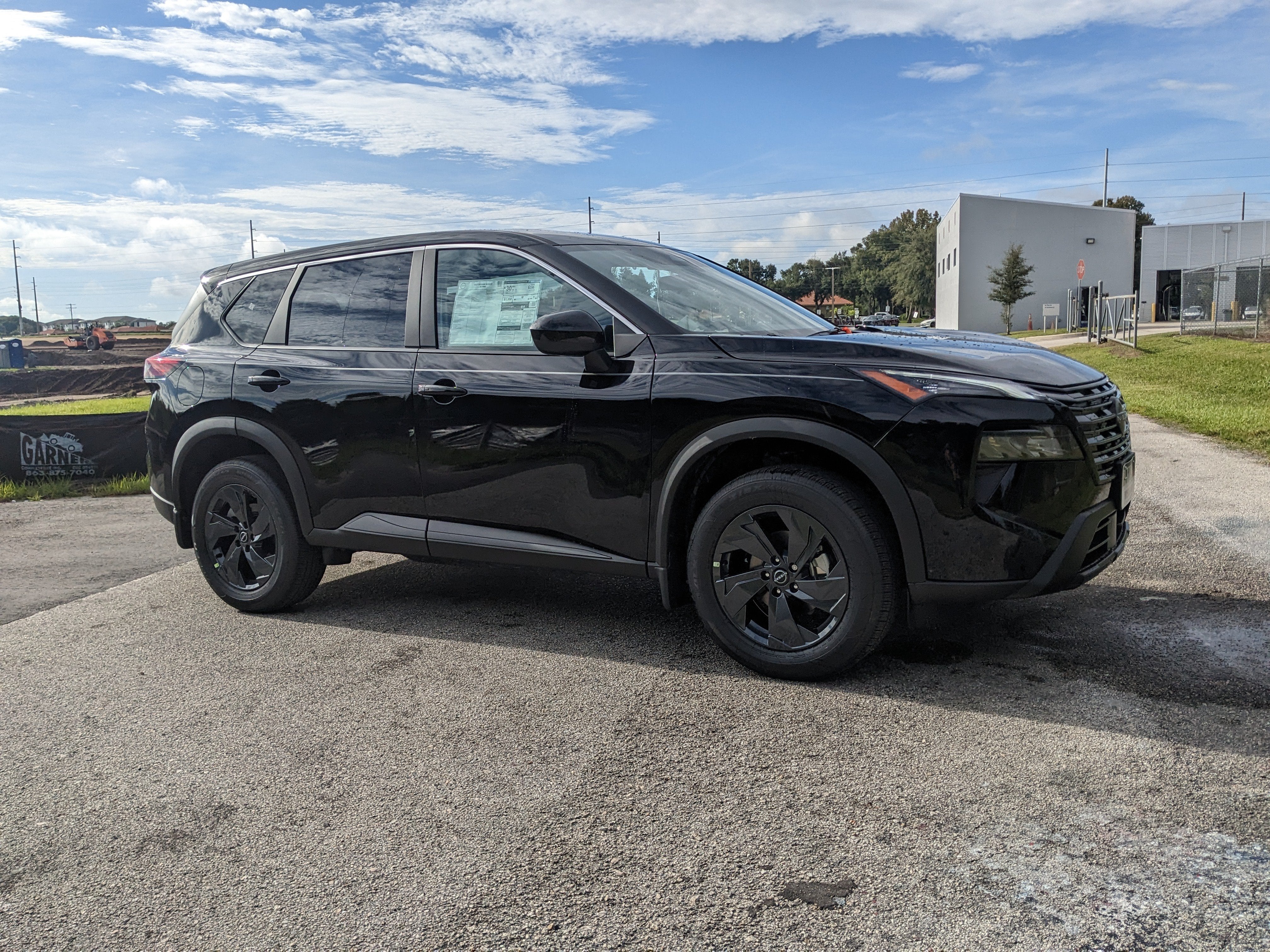 2027 Nissan Rogue SV