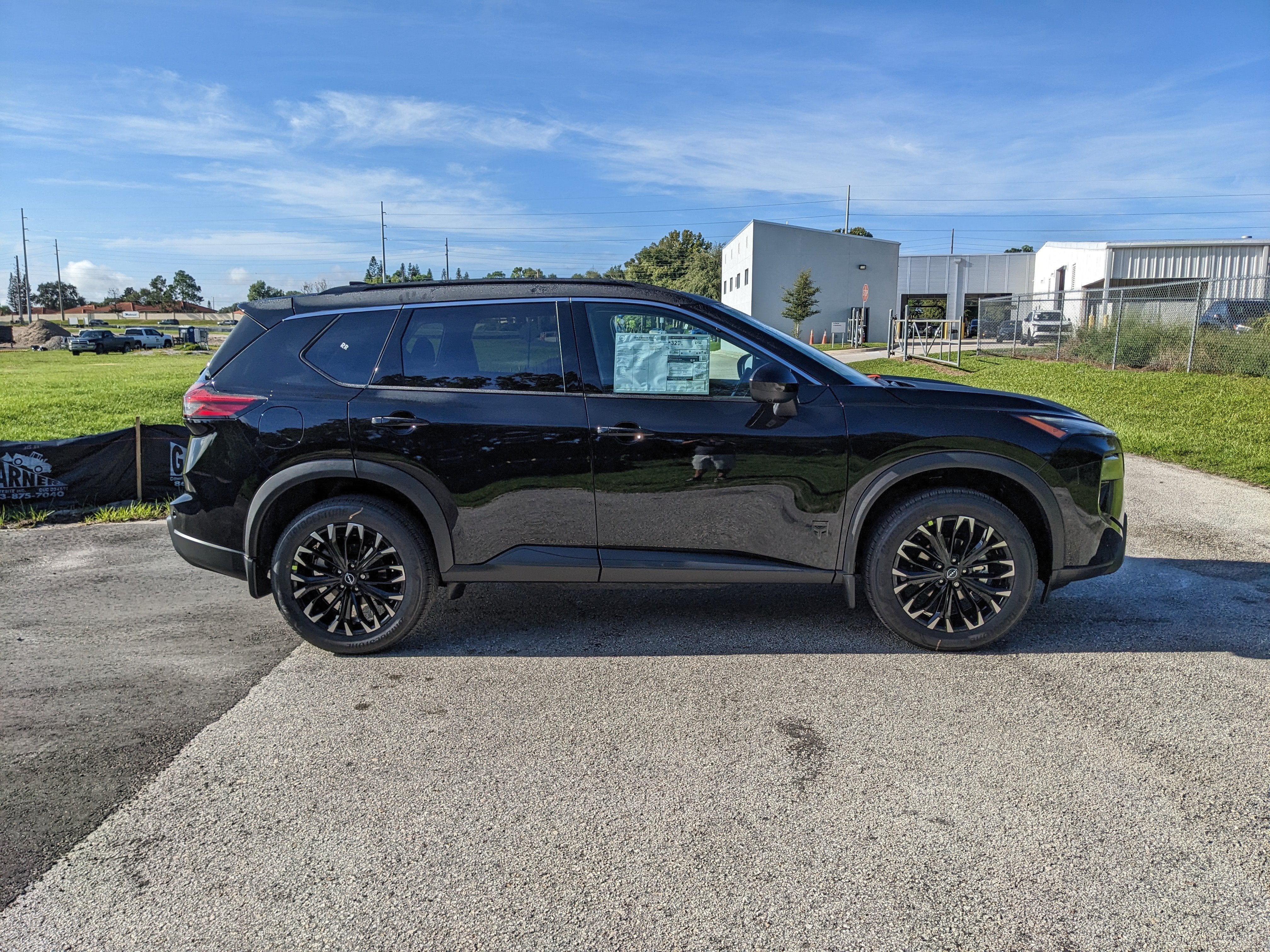 2026 Nissan Rogue Dark Armor