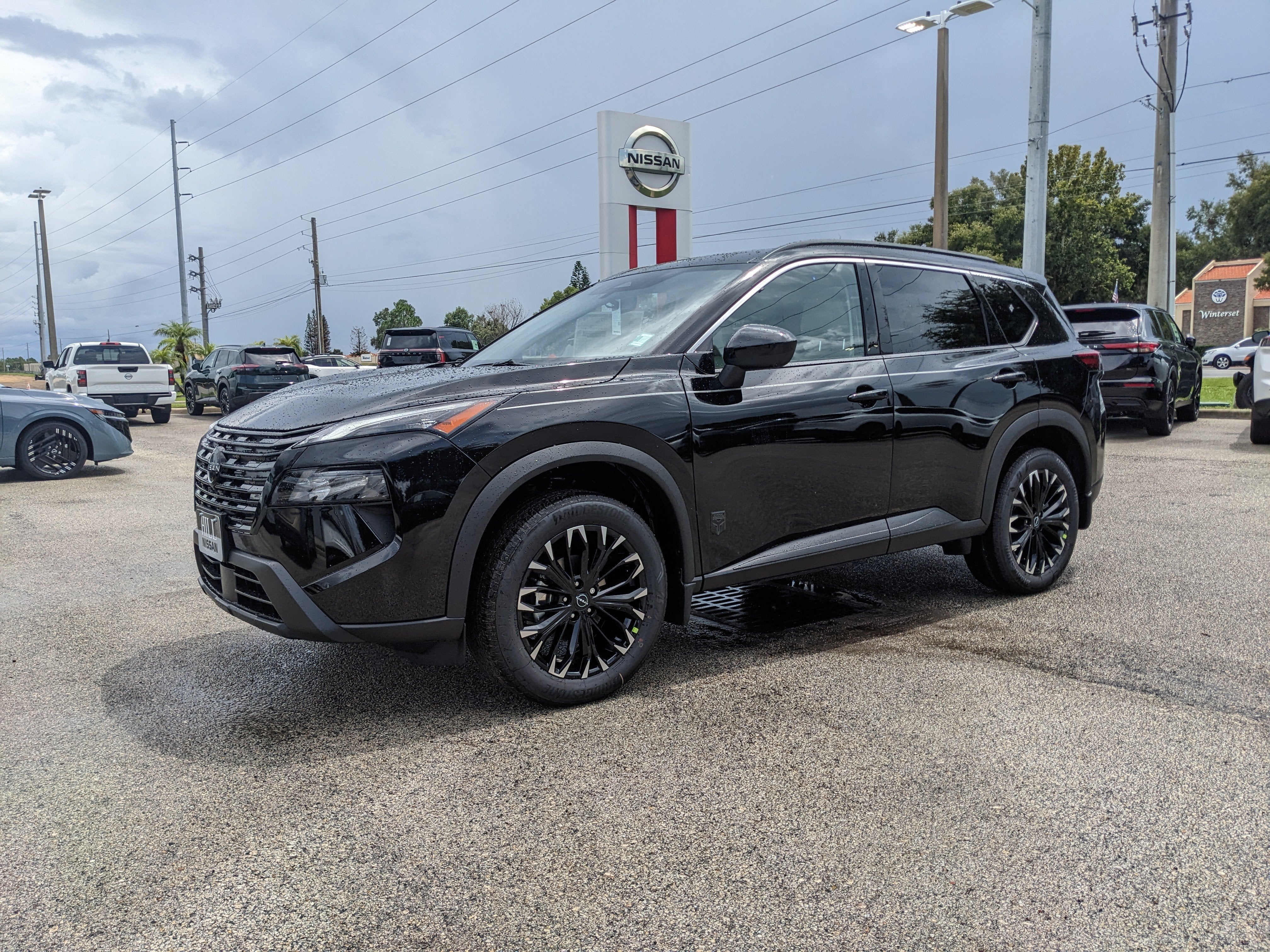 2026 Nissan Rogue Dark Armor