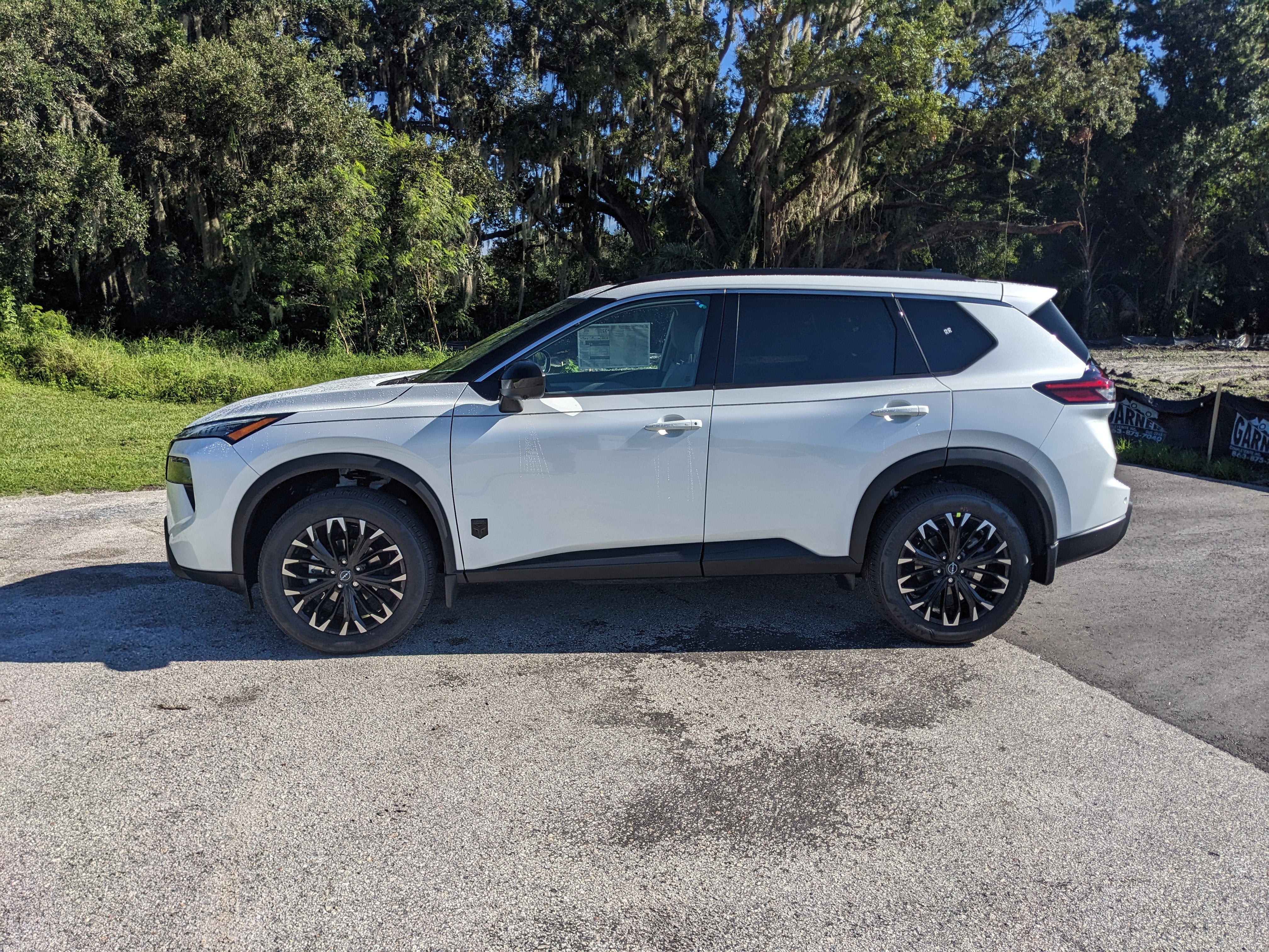 2026 Nissan Rogue Dark Armor