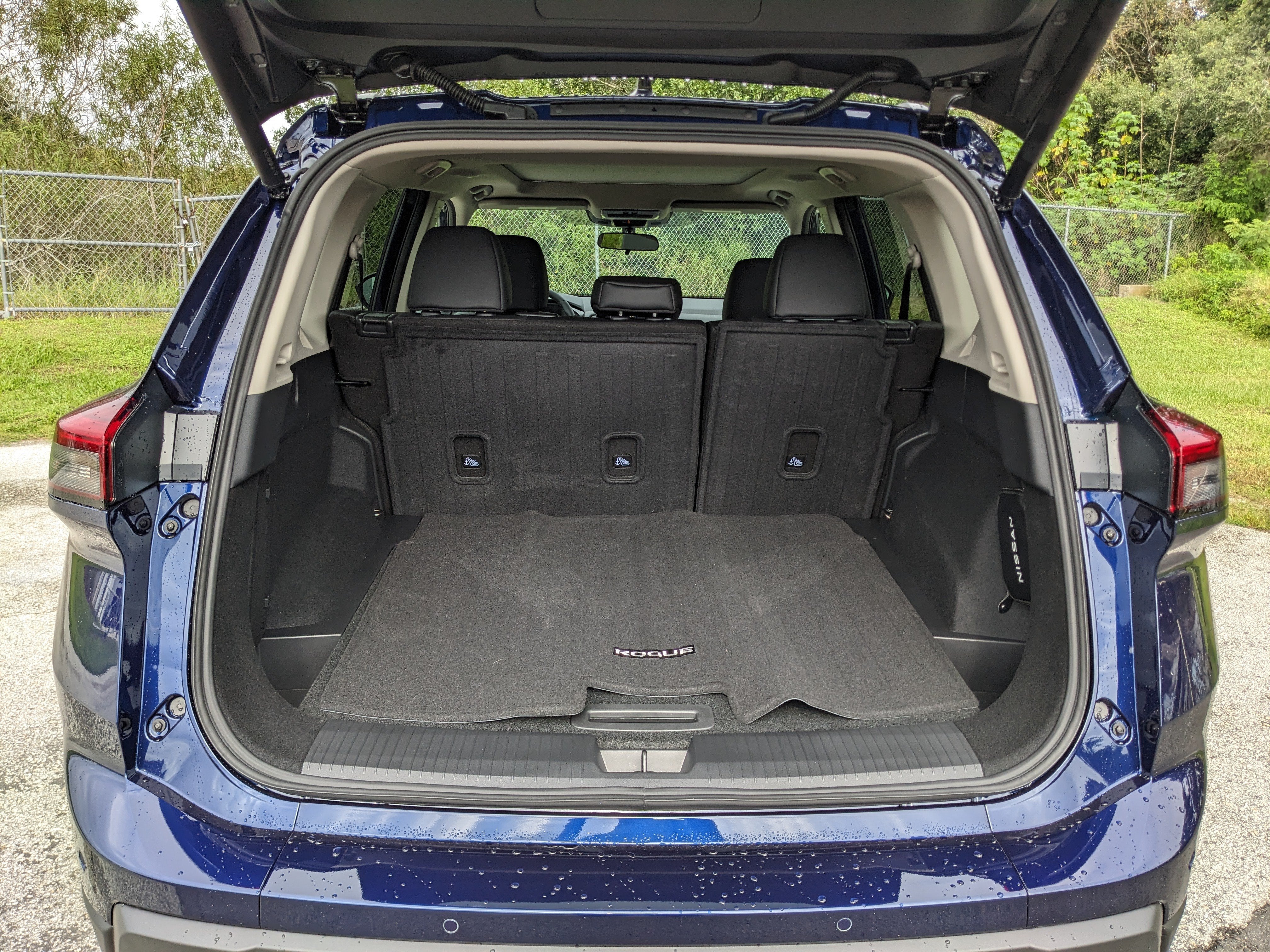 2027 Nissan Rogue Dark Armor