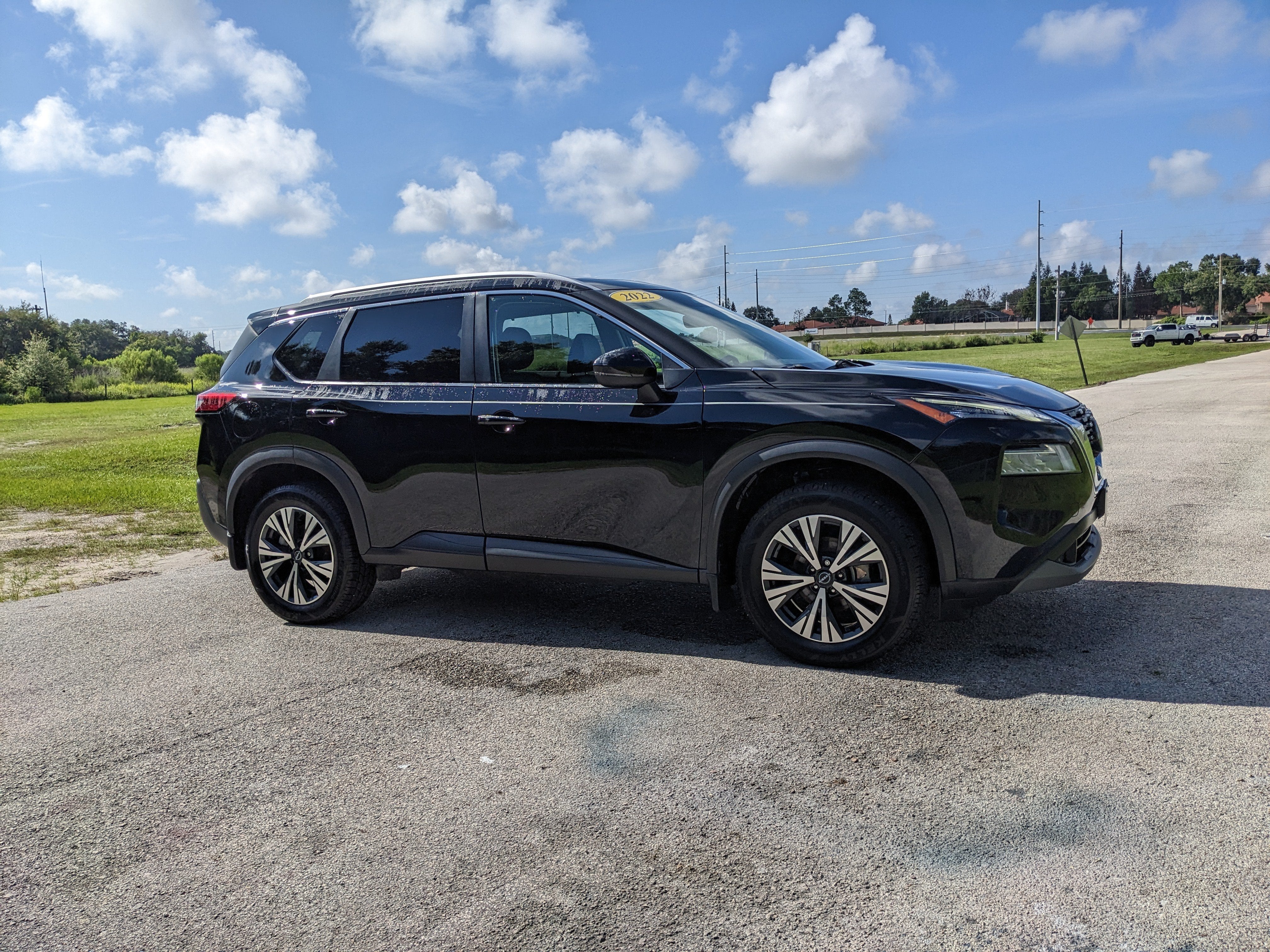 2022 Nissan Rogue SV