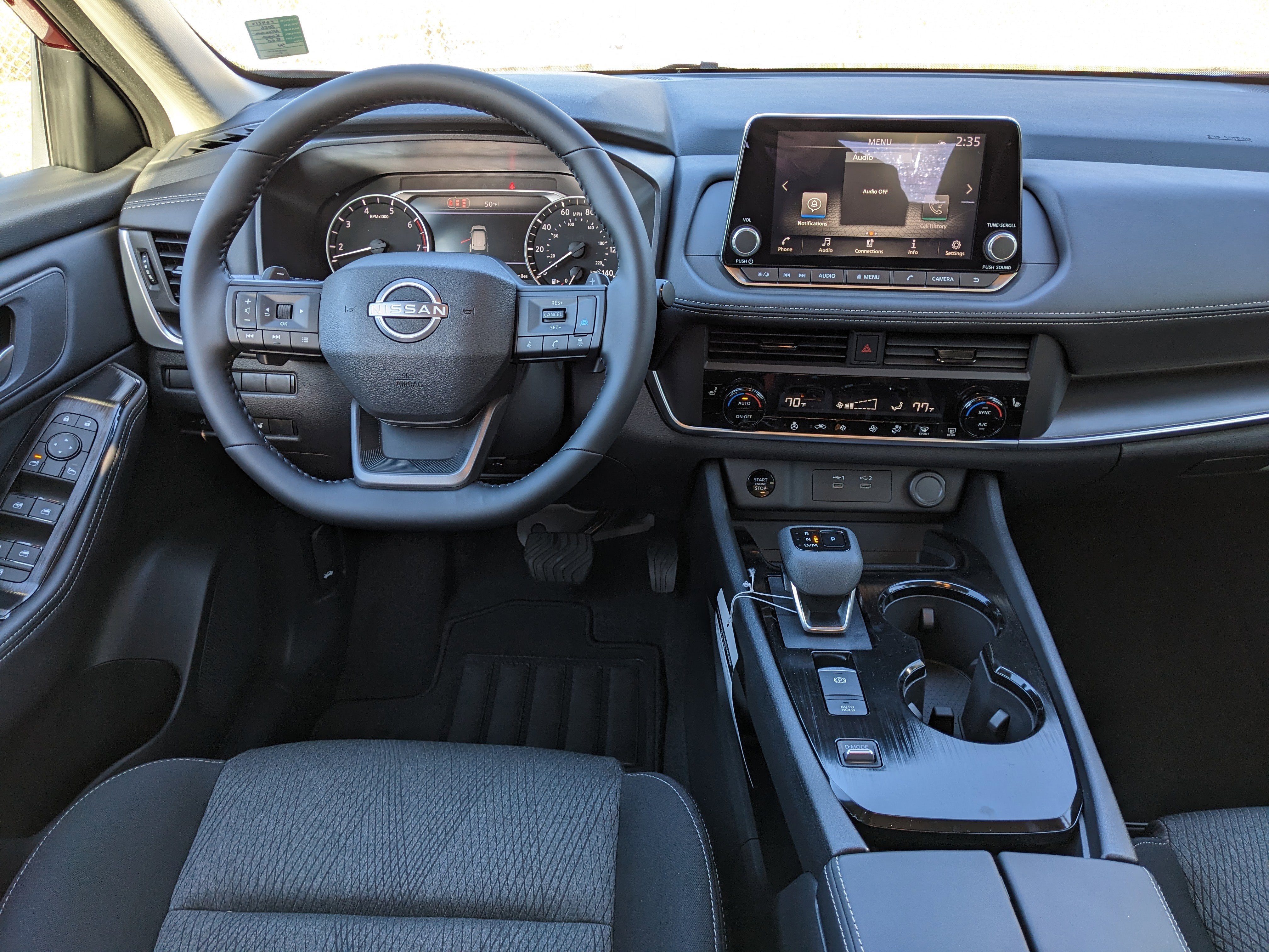 2026 Nissan Rogue SV