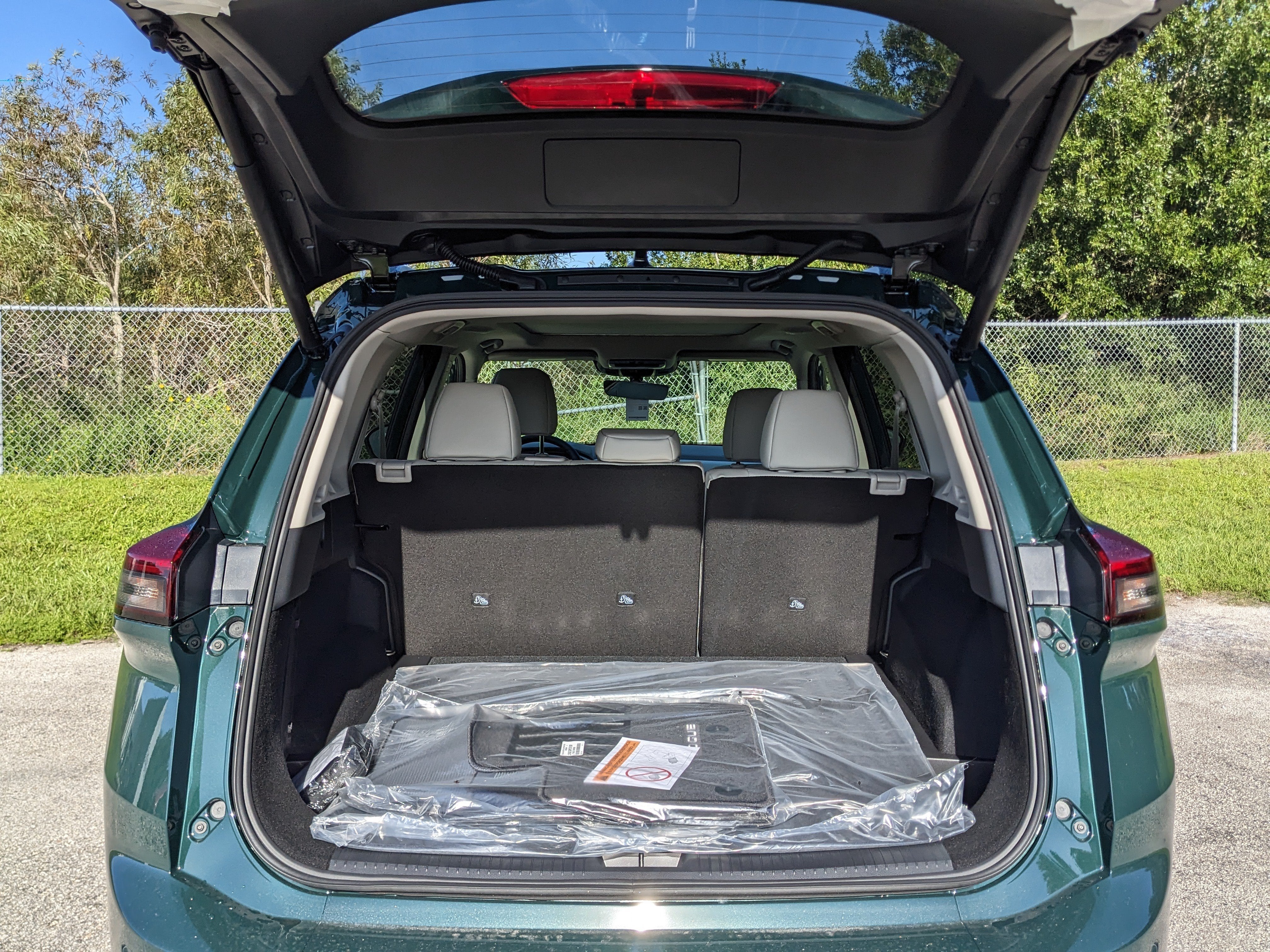 2026 Nissan Rogue Dark Armor