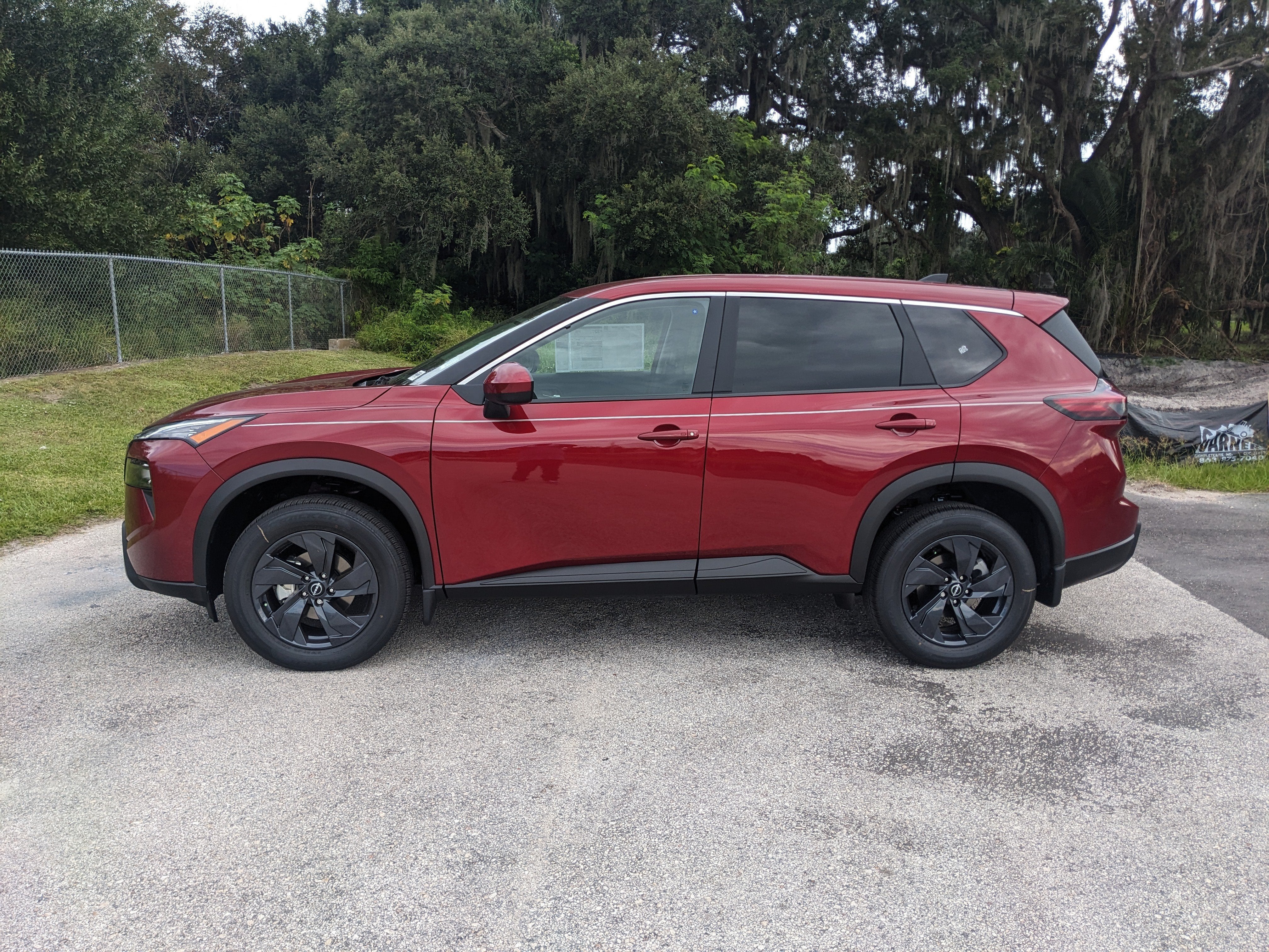 2026 Nissan Rogue SV
