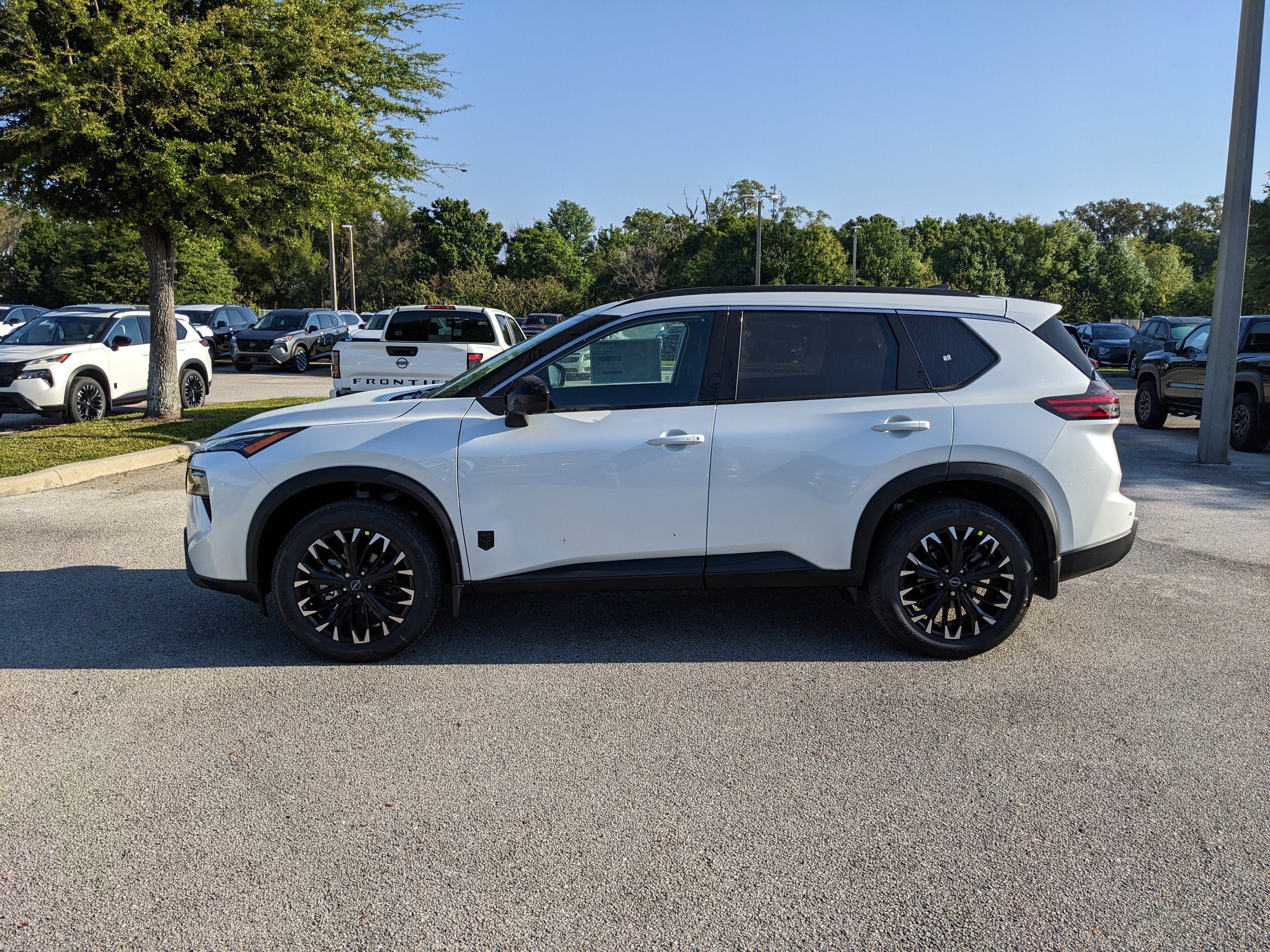 2026 Nissan Rogue Dark Armor