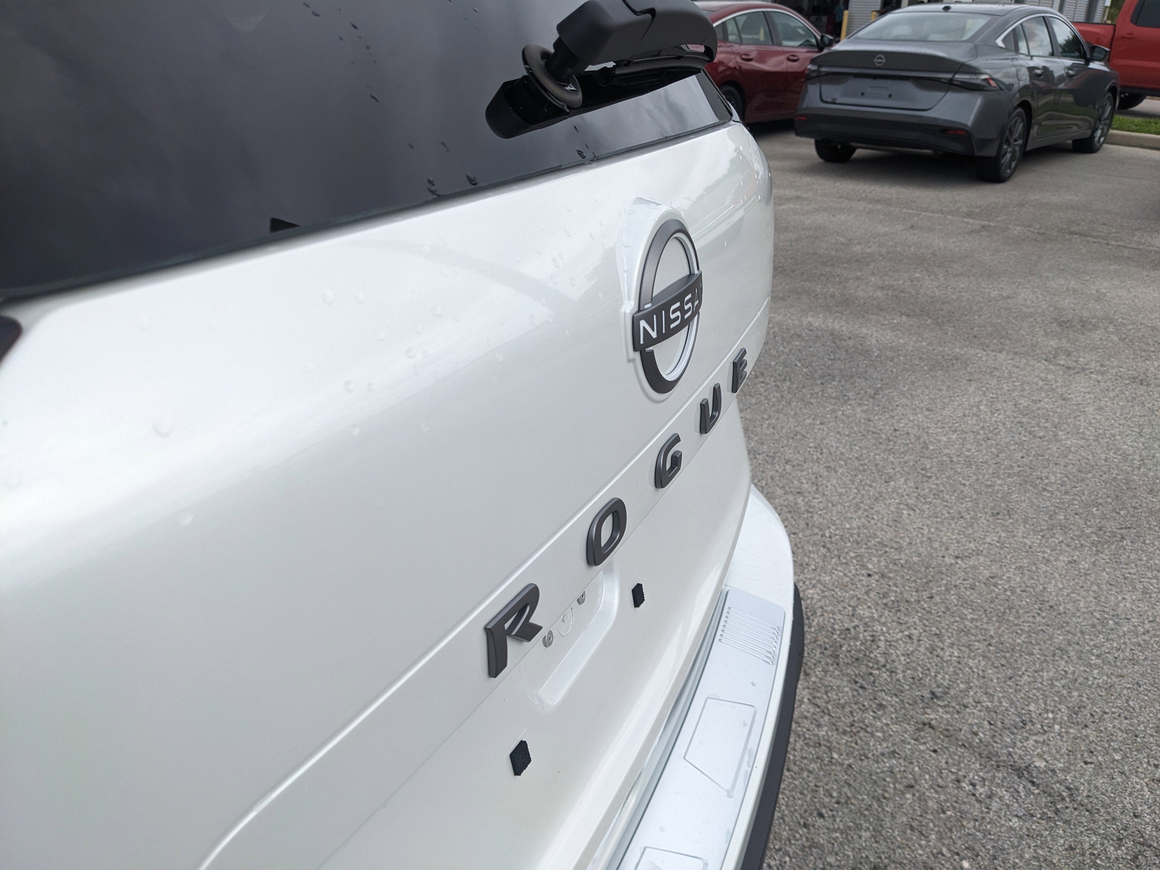 2026 Nissan Rogue SV