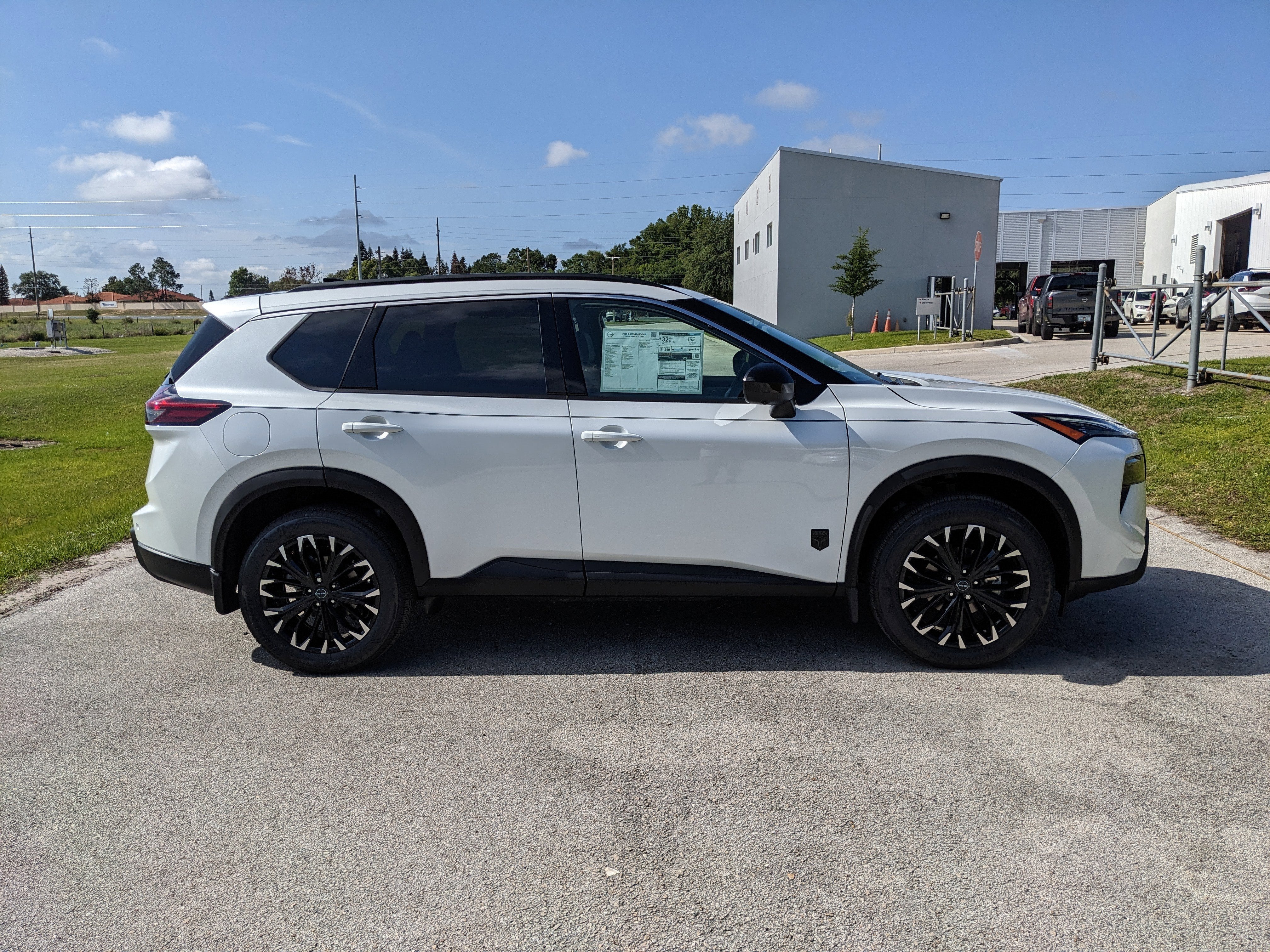 2026 Nissan Rogue Dark Armor