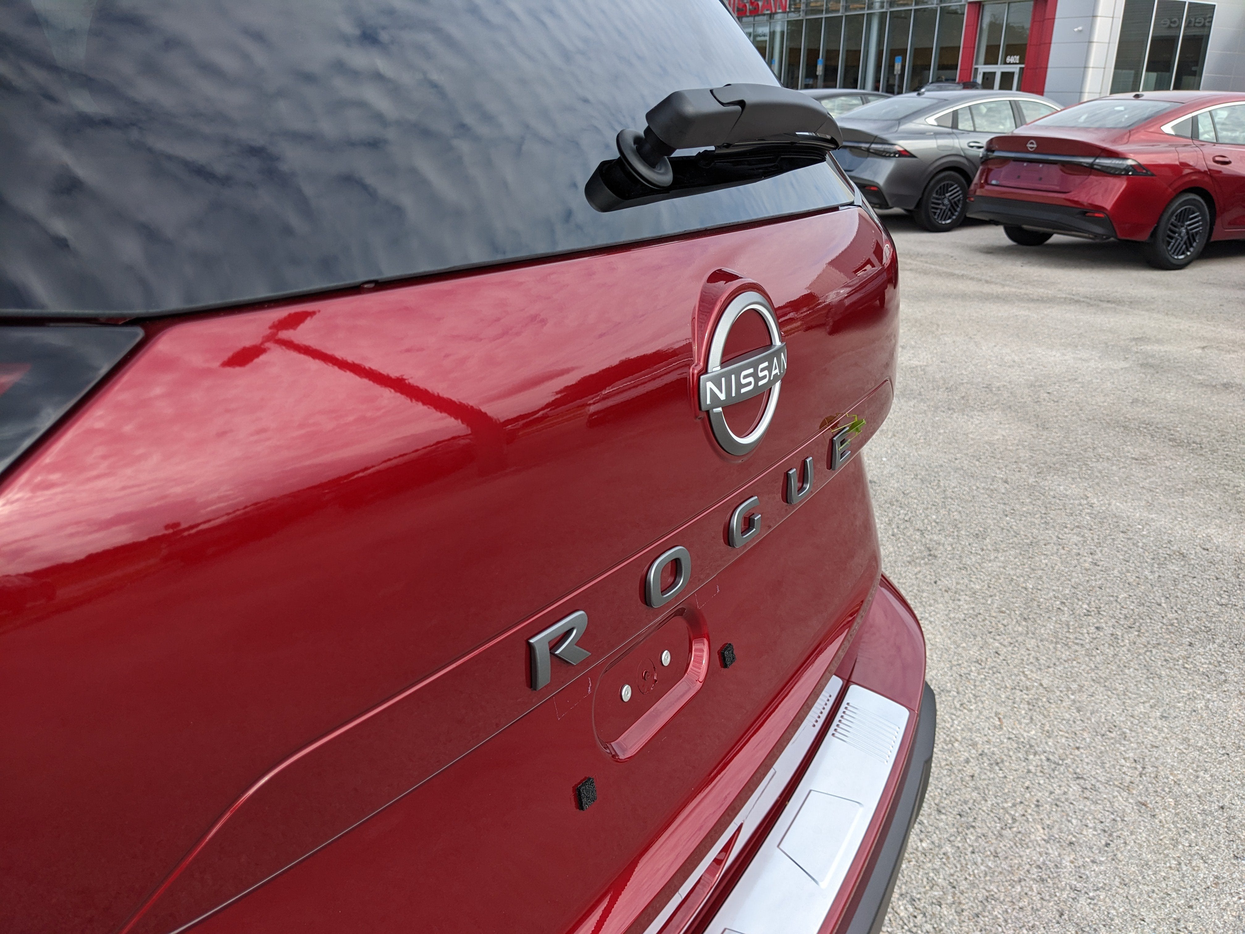 2026 Nissan Rogue SV