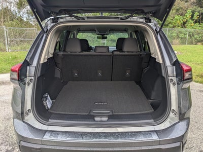 2027 Nissan Rogue SV