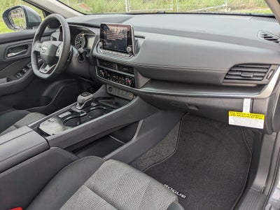 2027 Nissan Rogue SV