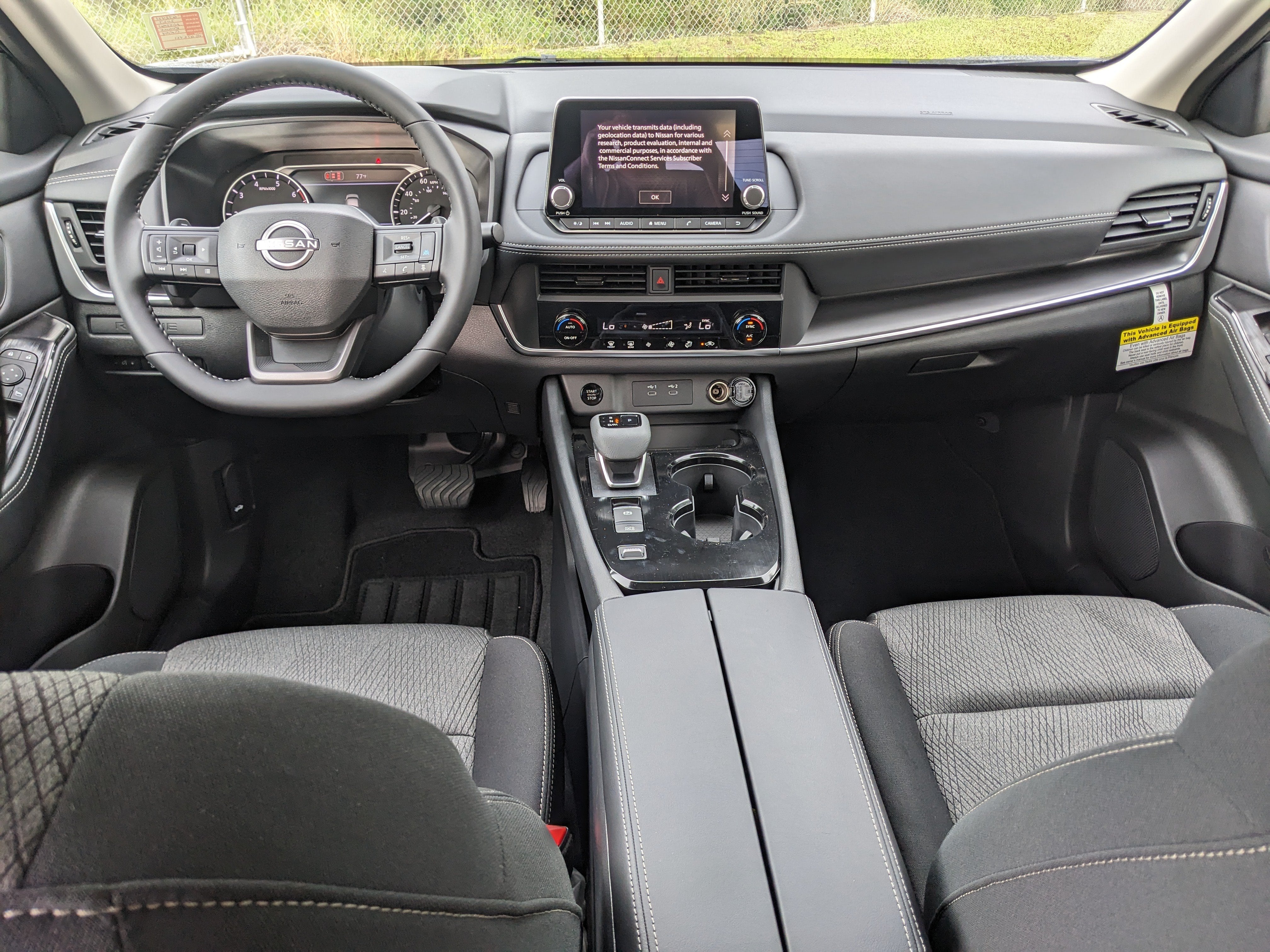 2027 Nissan Rogue SV