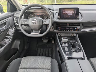 2027 Nissan Rogue SV
