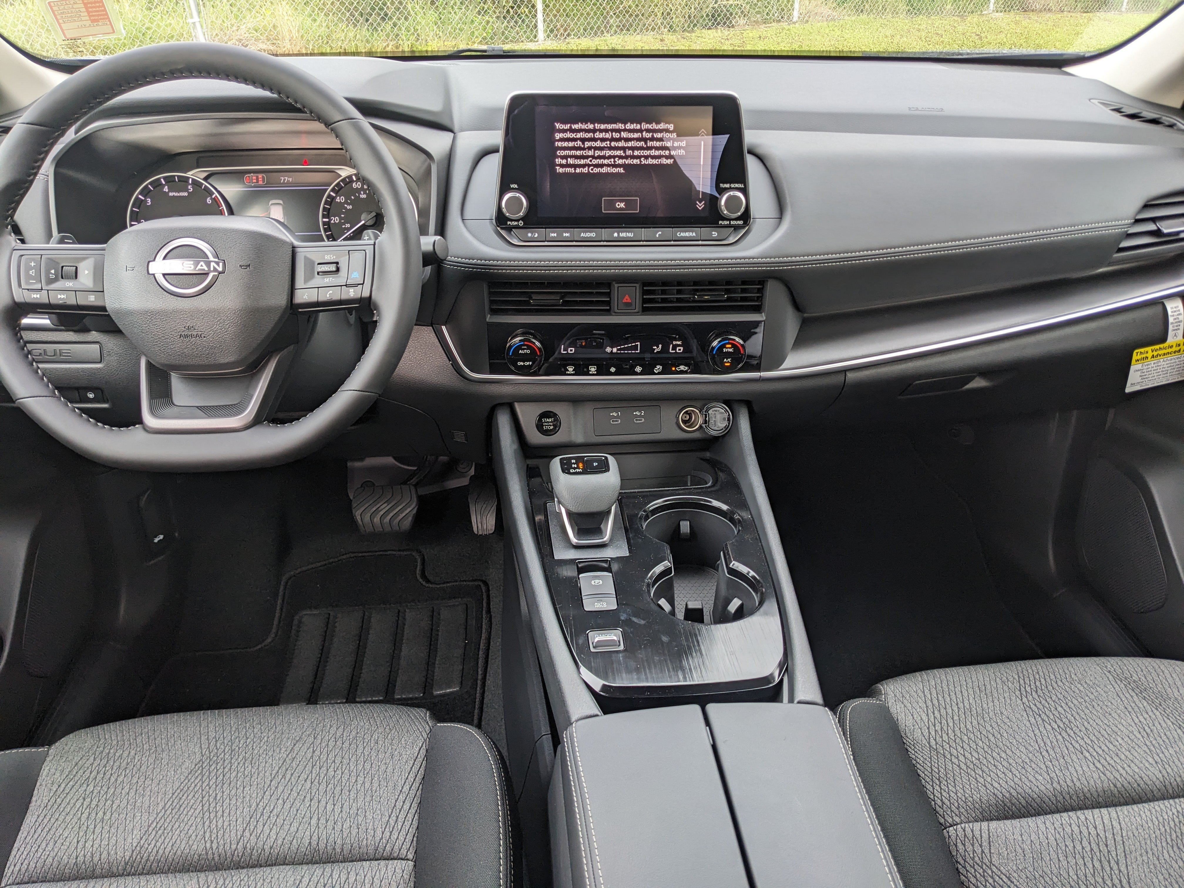 2027 Nissan Rogue SV