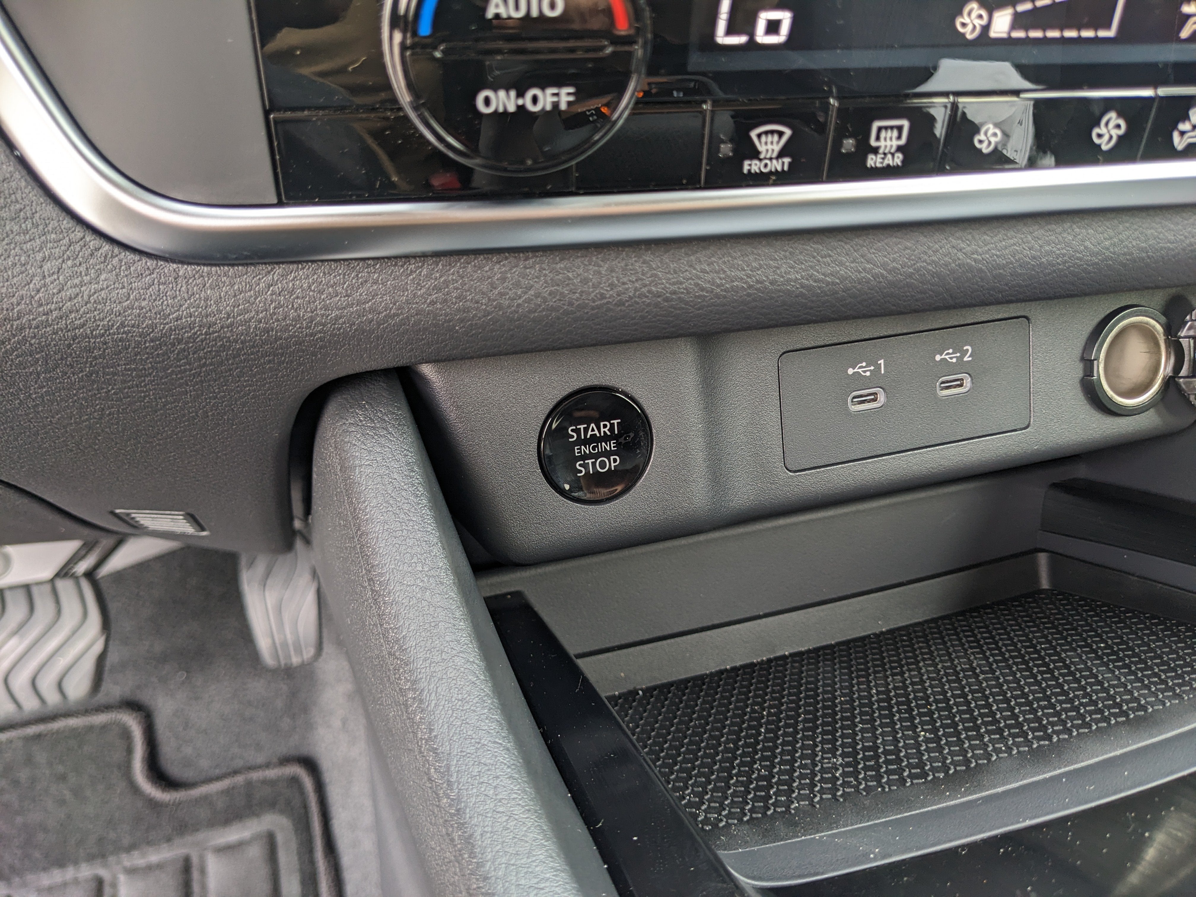 2027 Nissan Rogue SV