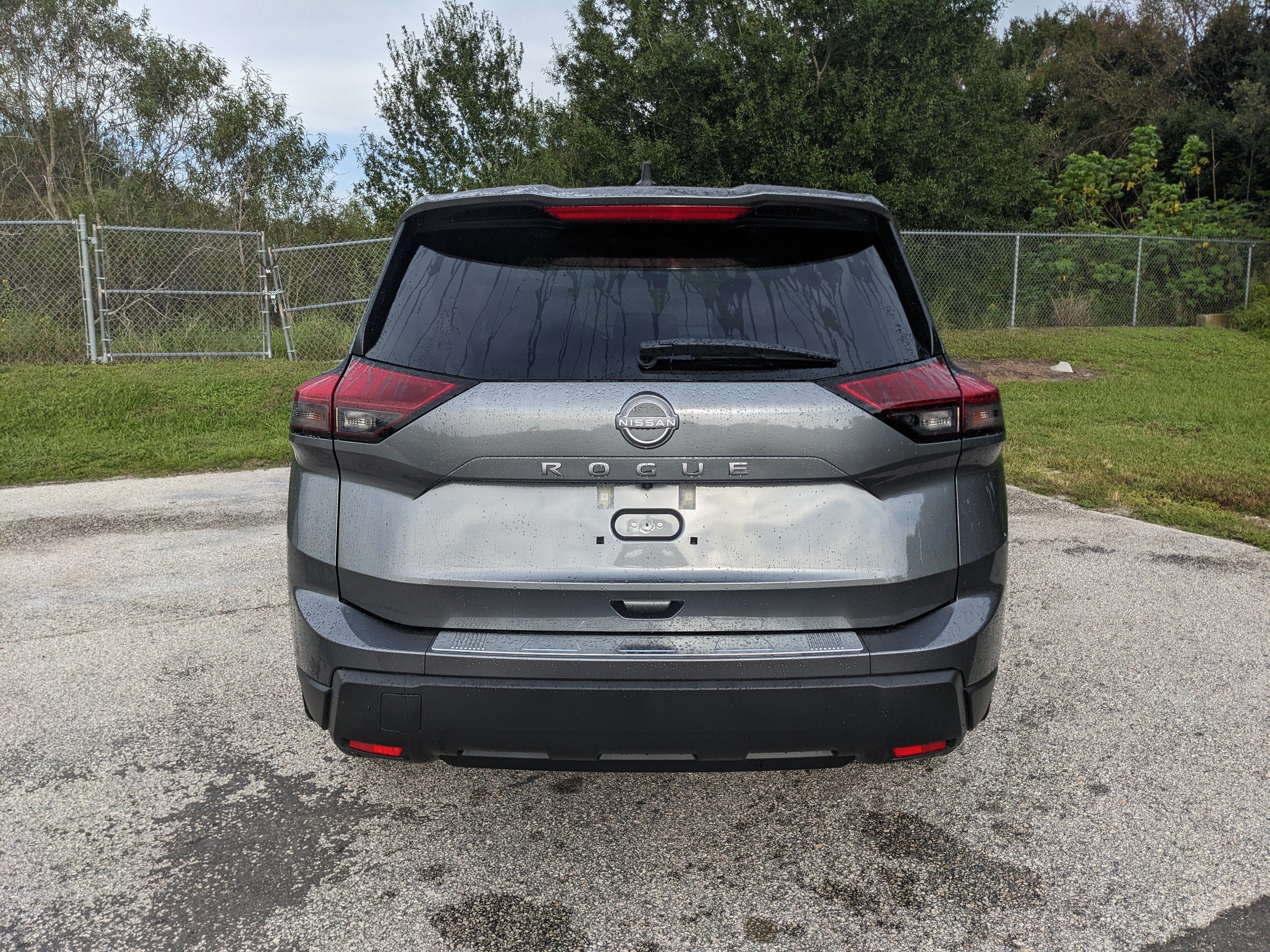 2027 Nissan Rogue SV
