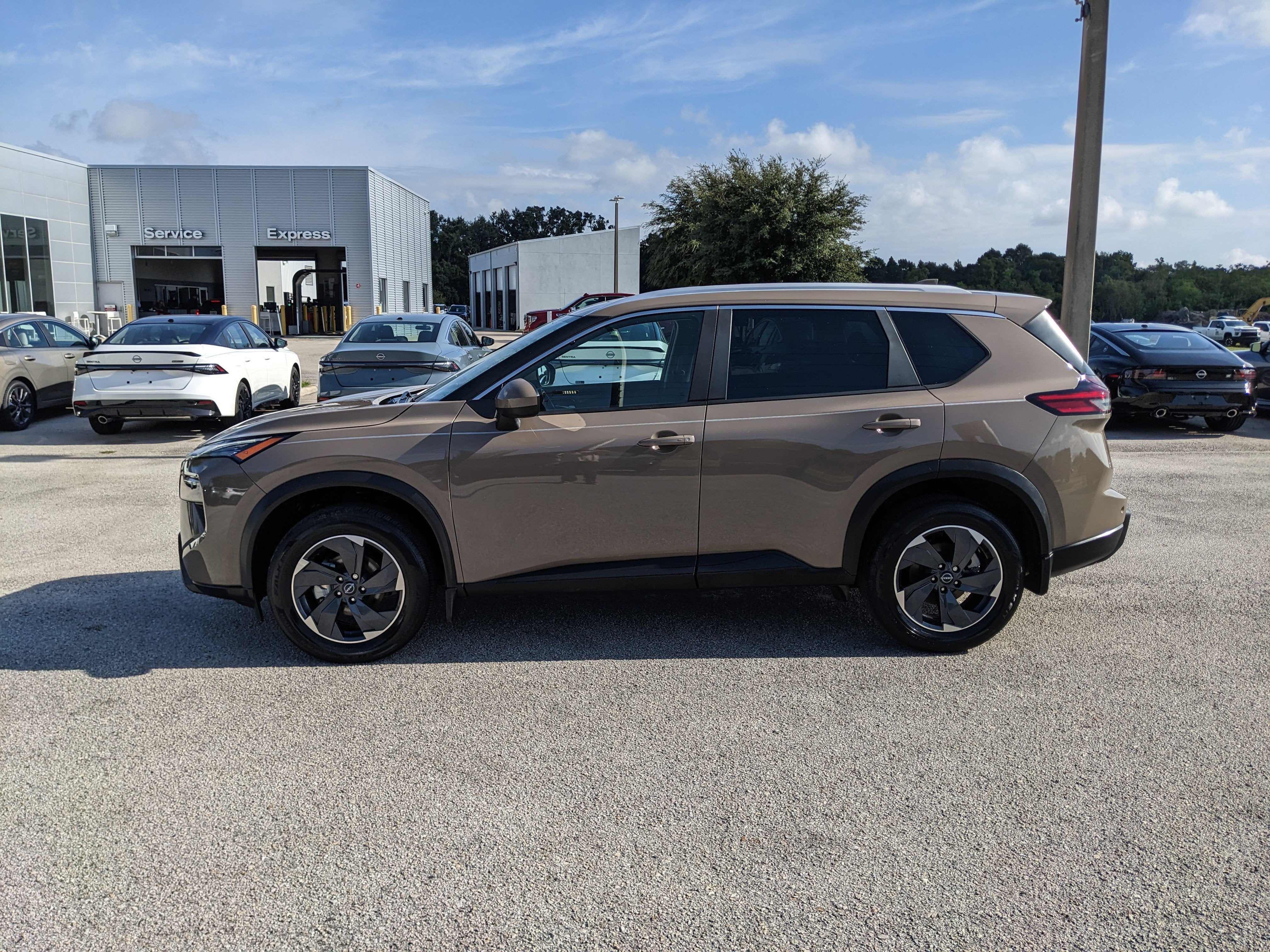 2024 Nissan Rogue SV