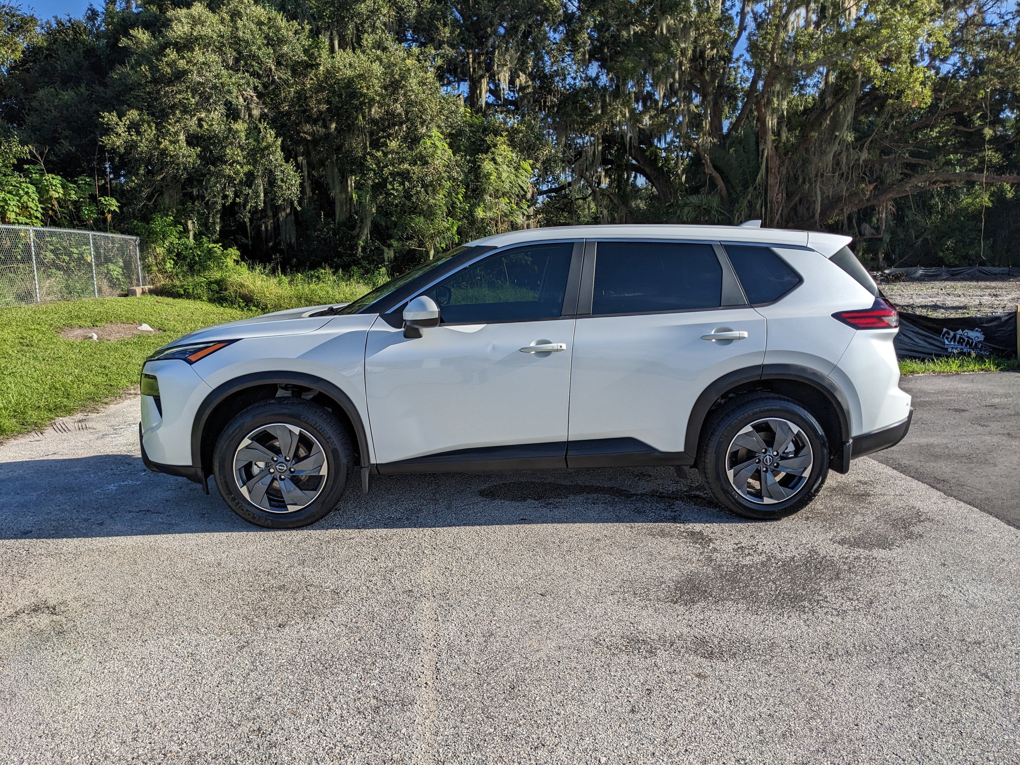 2024 Nissan Rogue SV