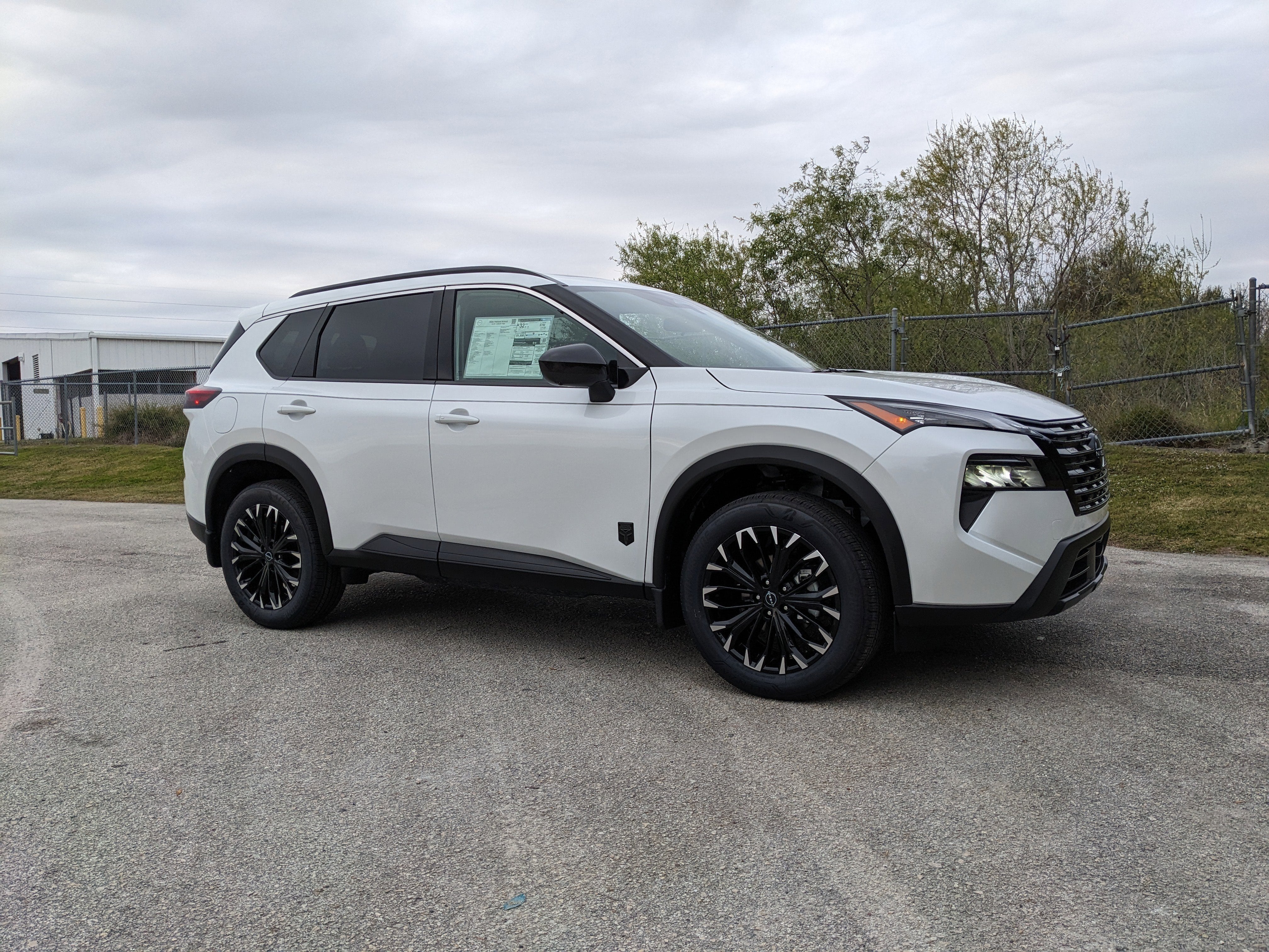 2026 Nissan Rogue Dark Armor