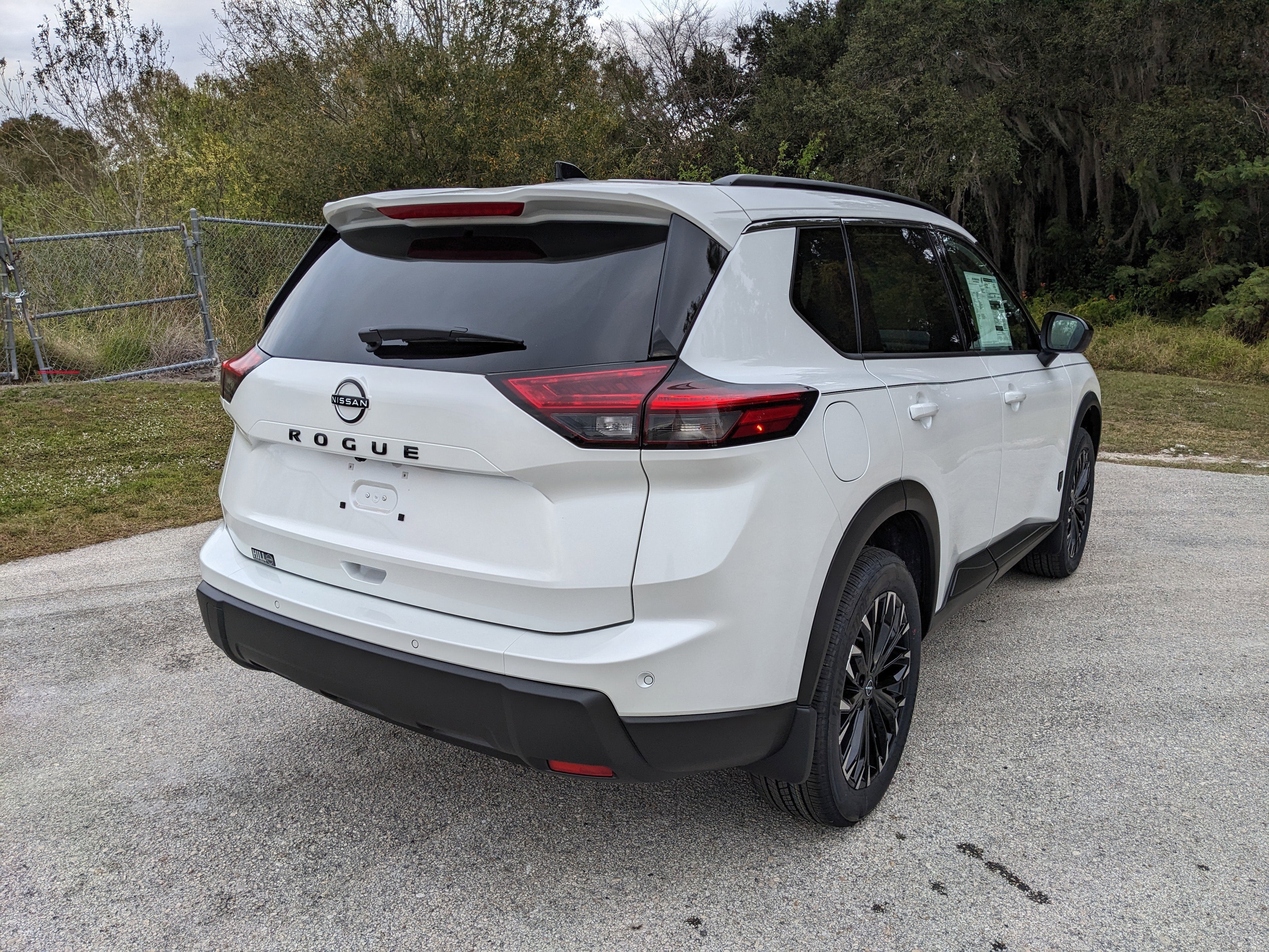 2026 Nissan Rogue Dark Armor