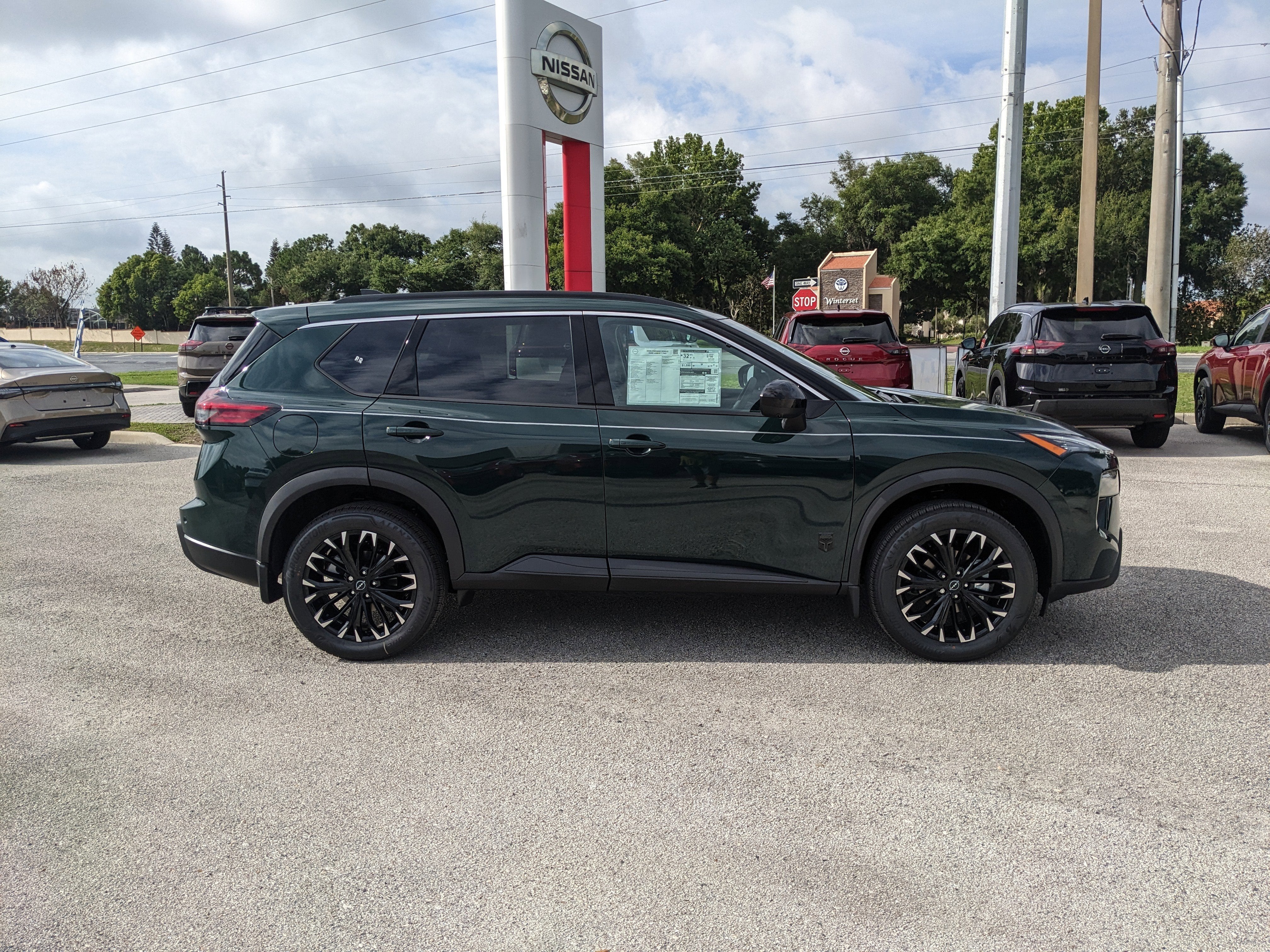 2026 Nissan Rogue Dark Armor