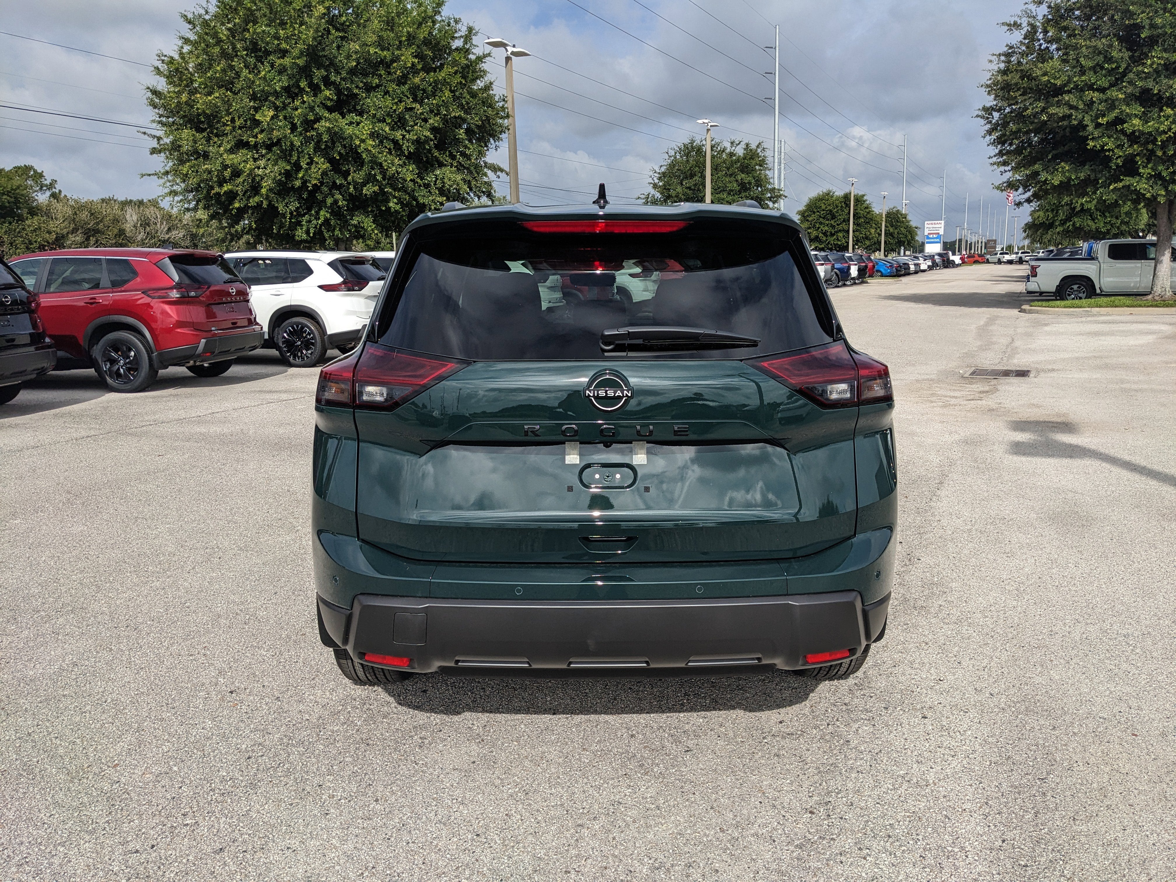 2026 Nissan Rogue Dark Armor