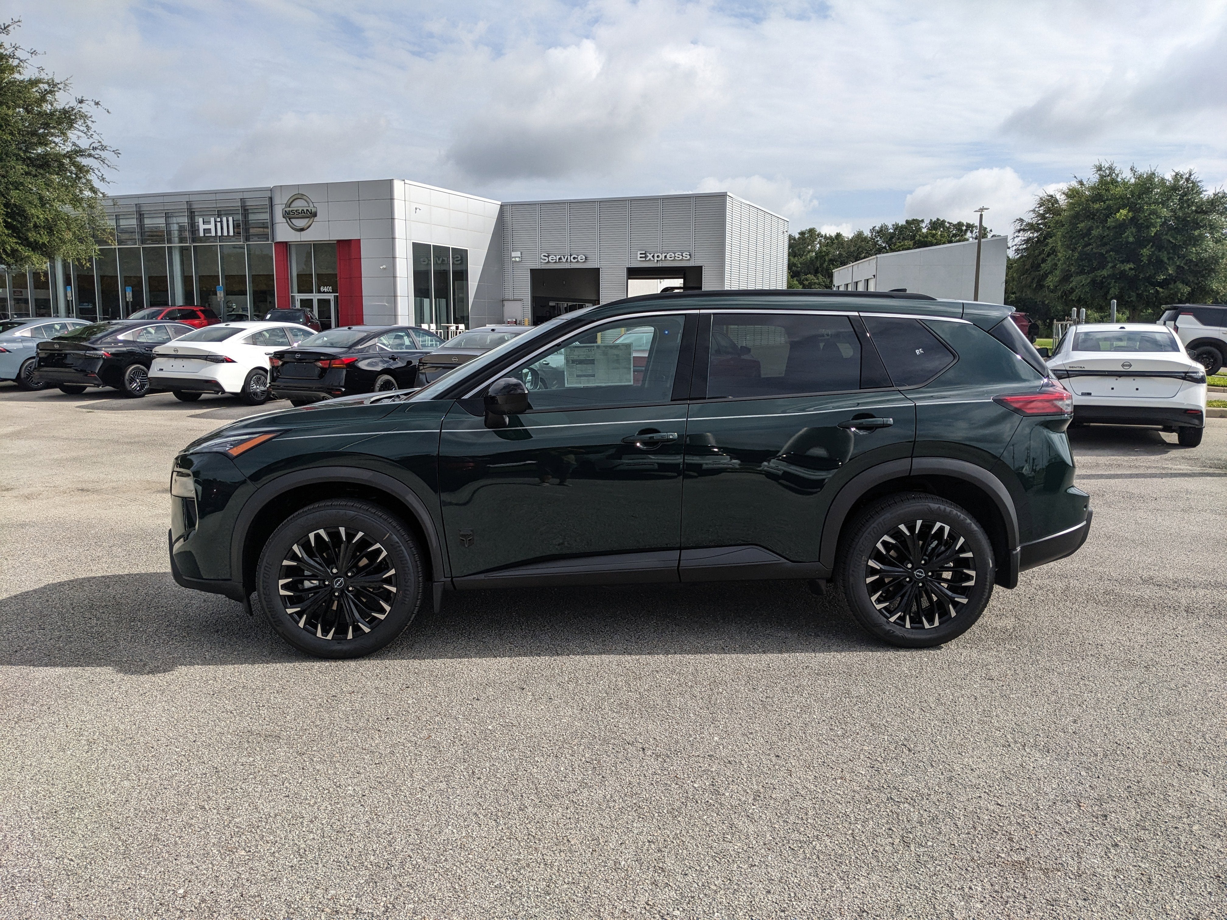 2026 Nissan Rogue Dark Armor