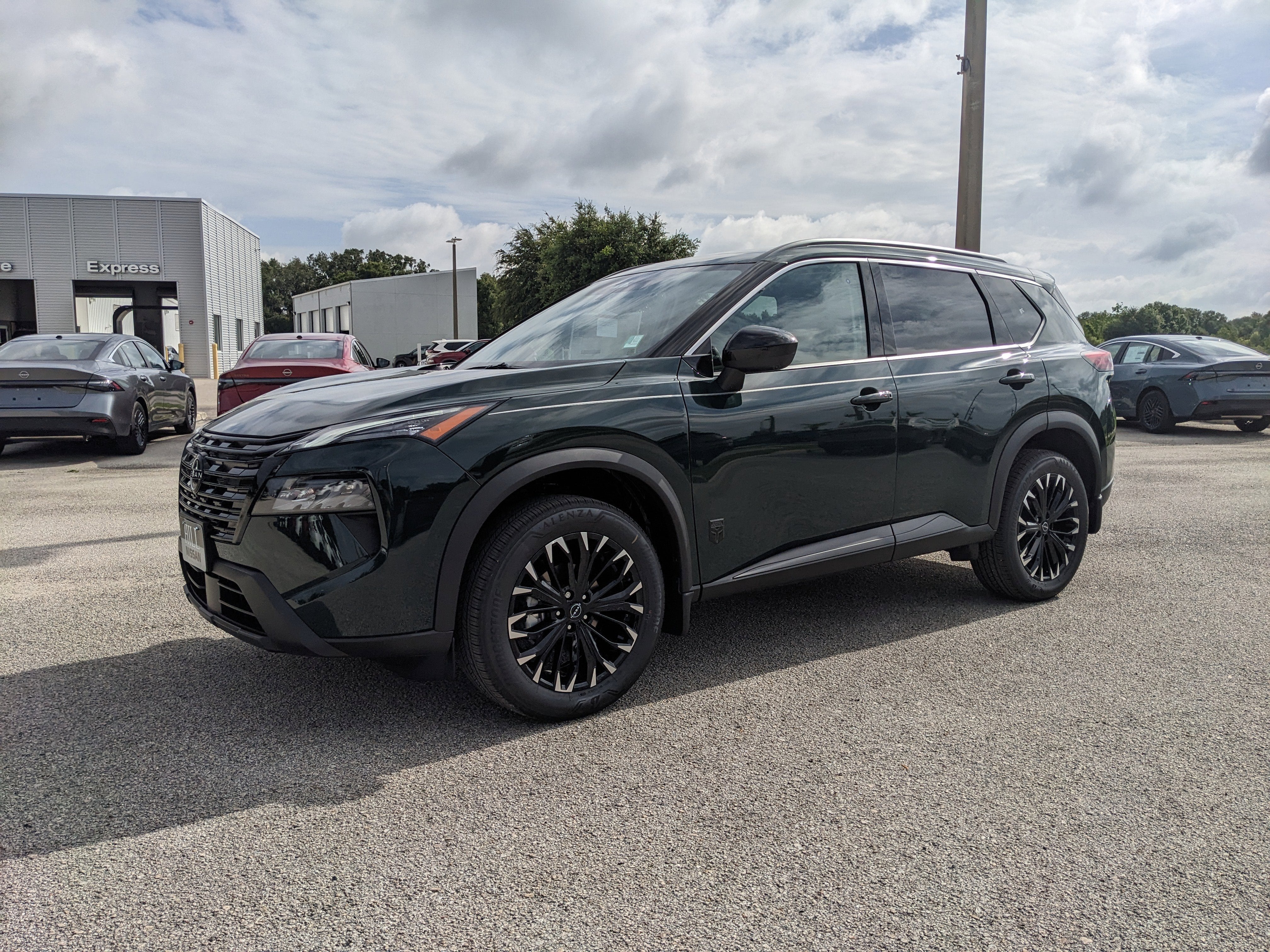 2026 Nissan Rogue Dark Armor
