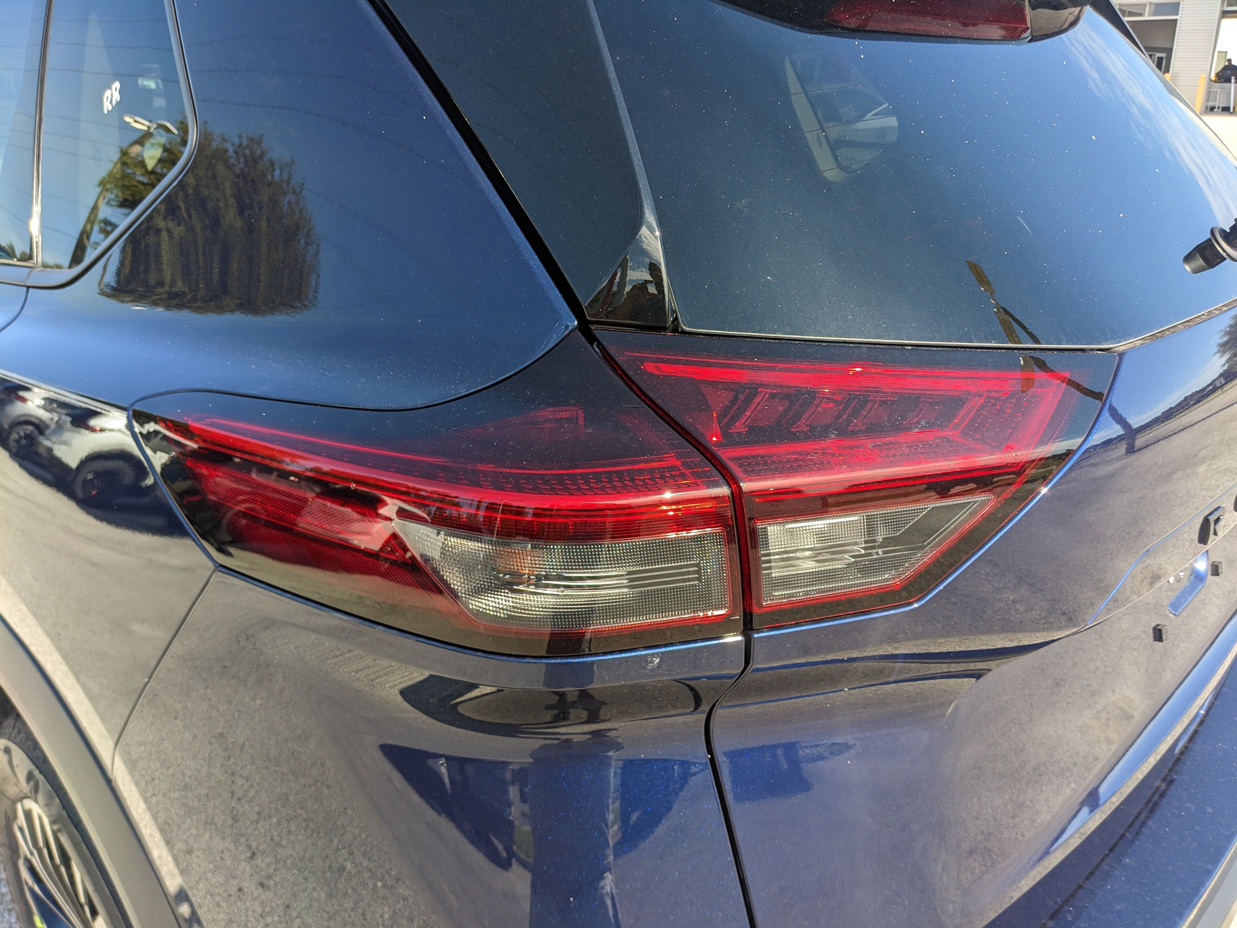 2026 Nissan Rogue Dark Armor