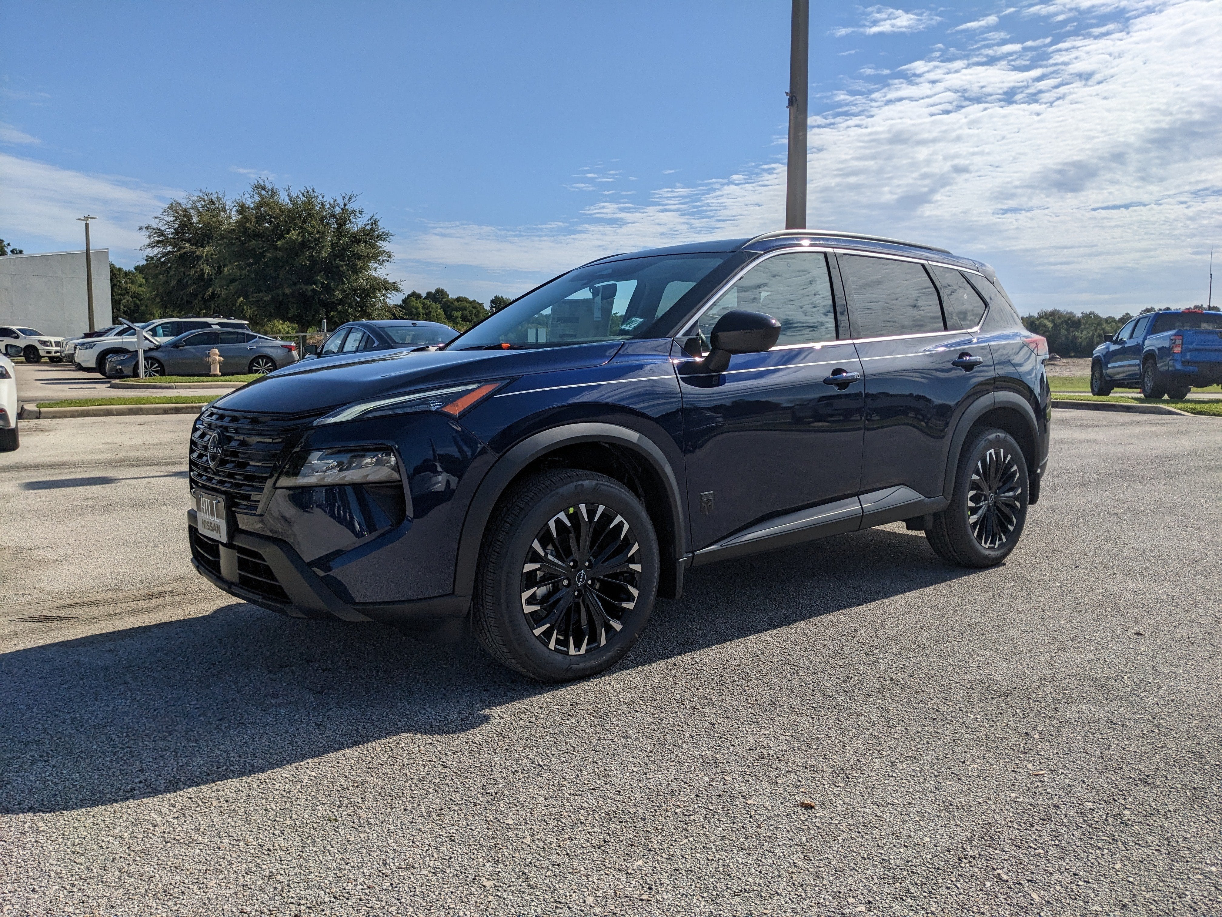 2026 Nissan Rogue Dark Armor