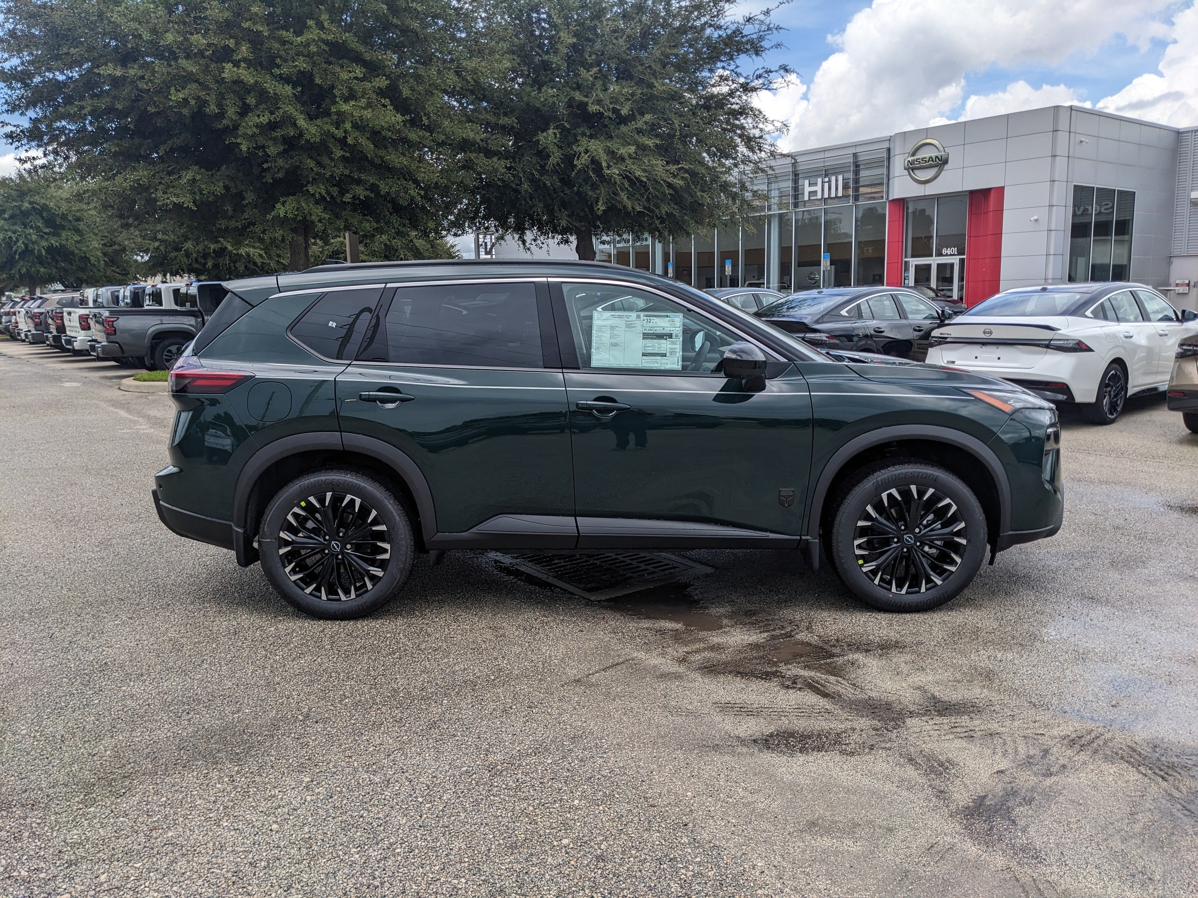 2026 Nissan Rogue Dark Armor