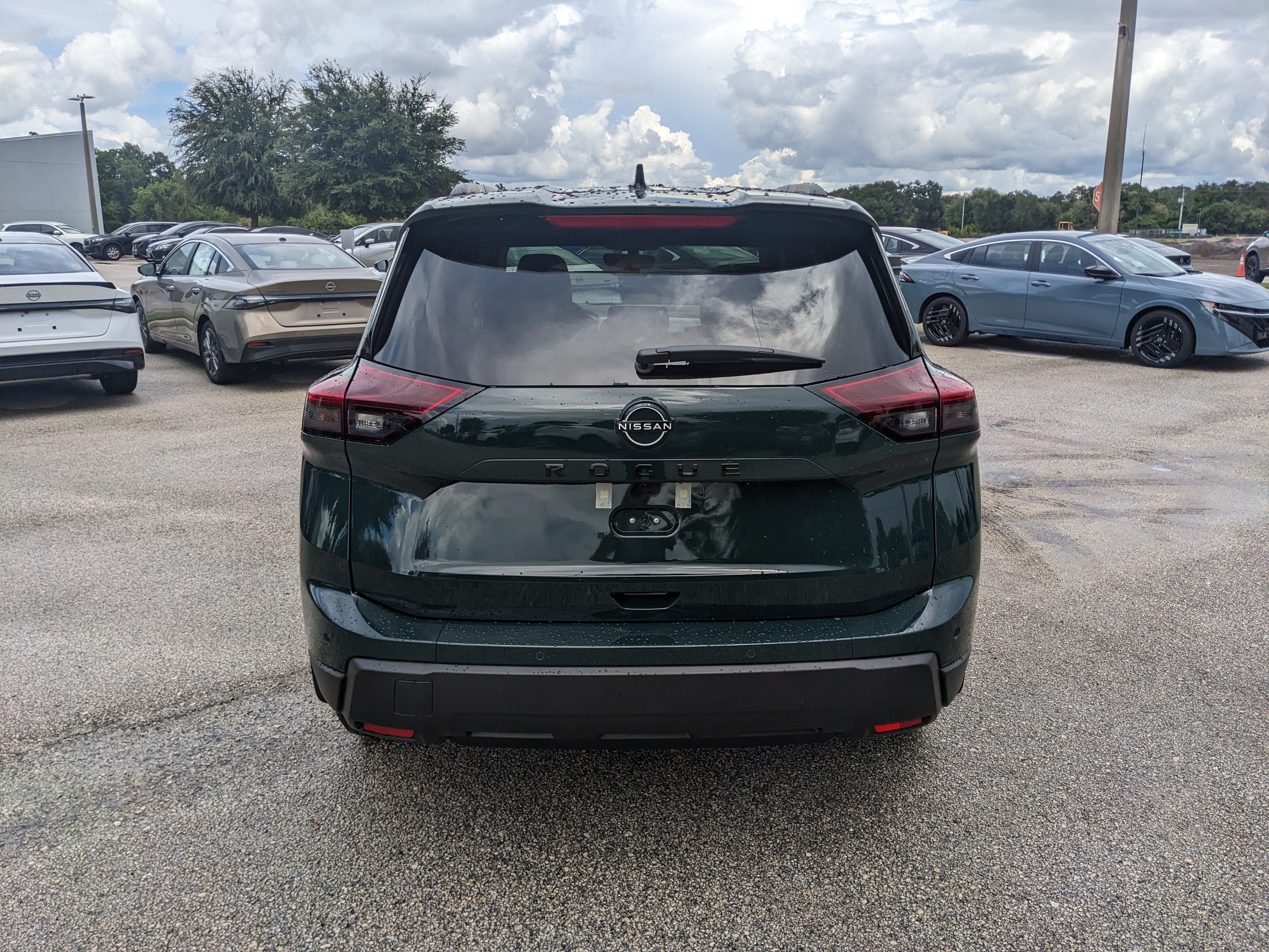 2026 Nissan Rogue Dark Armor