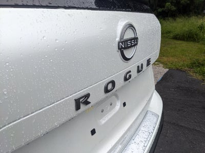 2027 Nissan Rogue SV