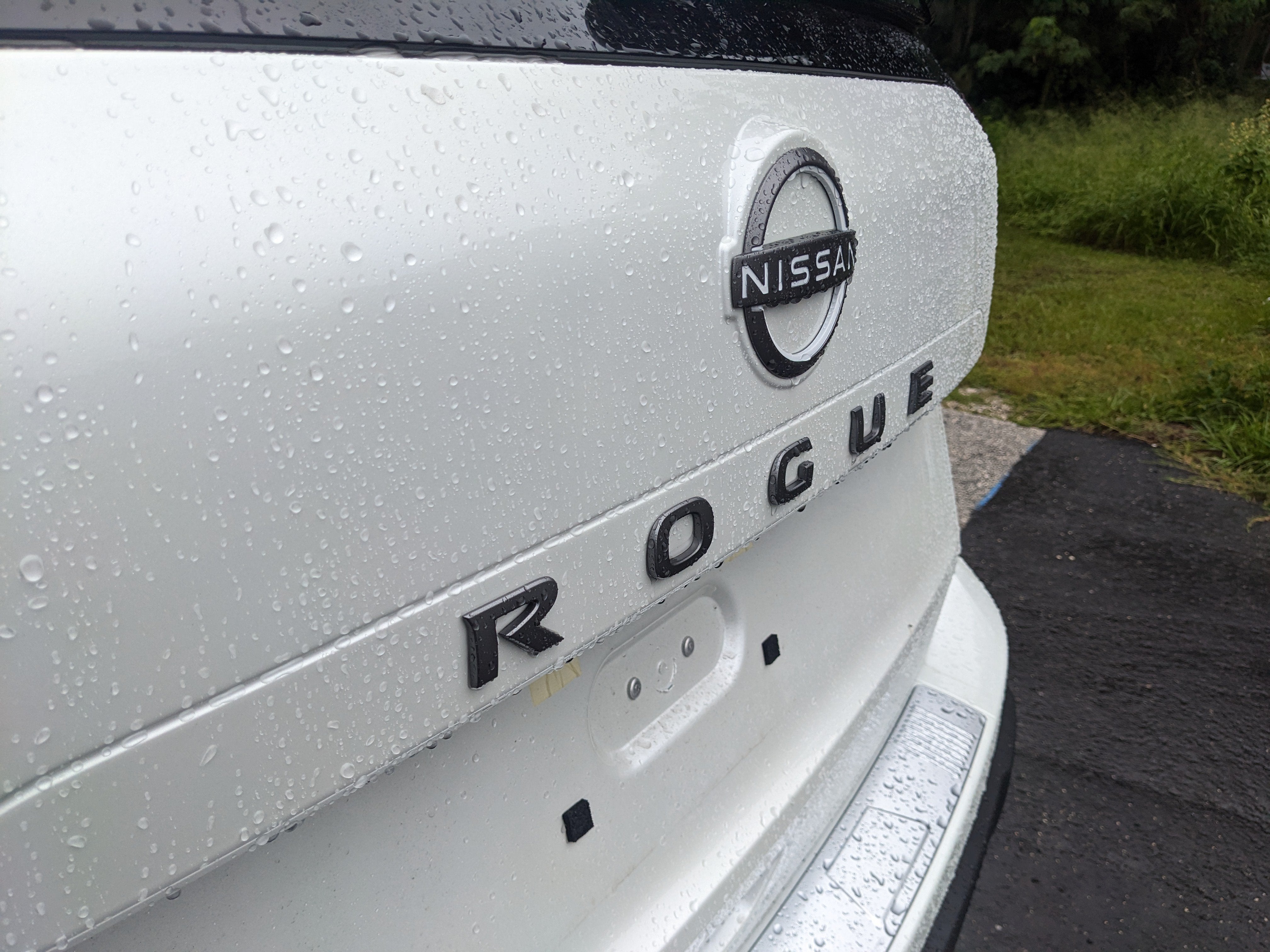 2027 Nissan Rogue SV