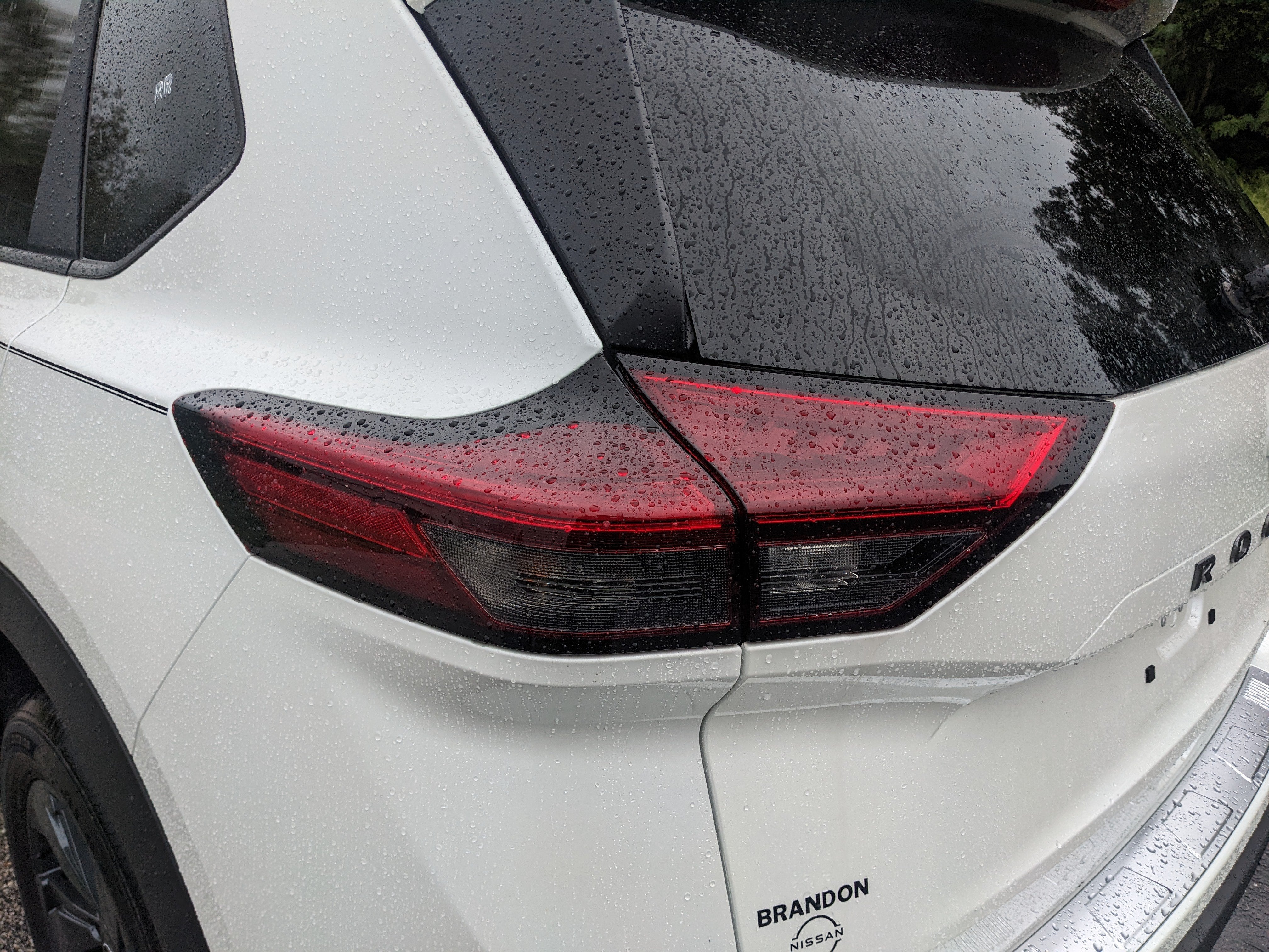 2027 Nissan Rogue SV