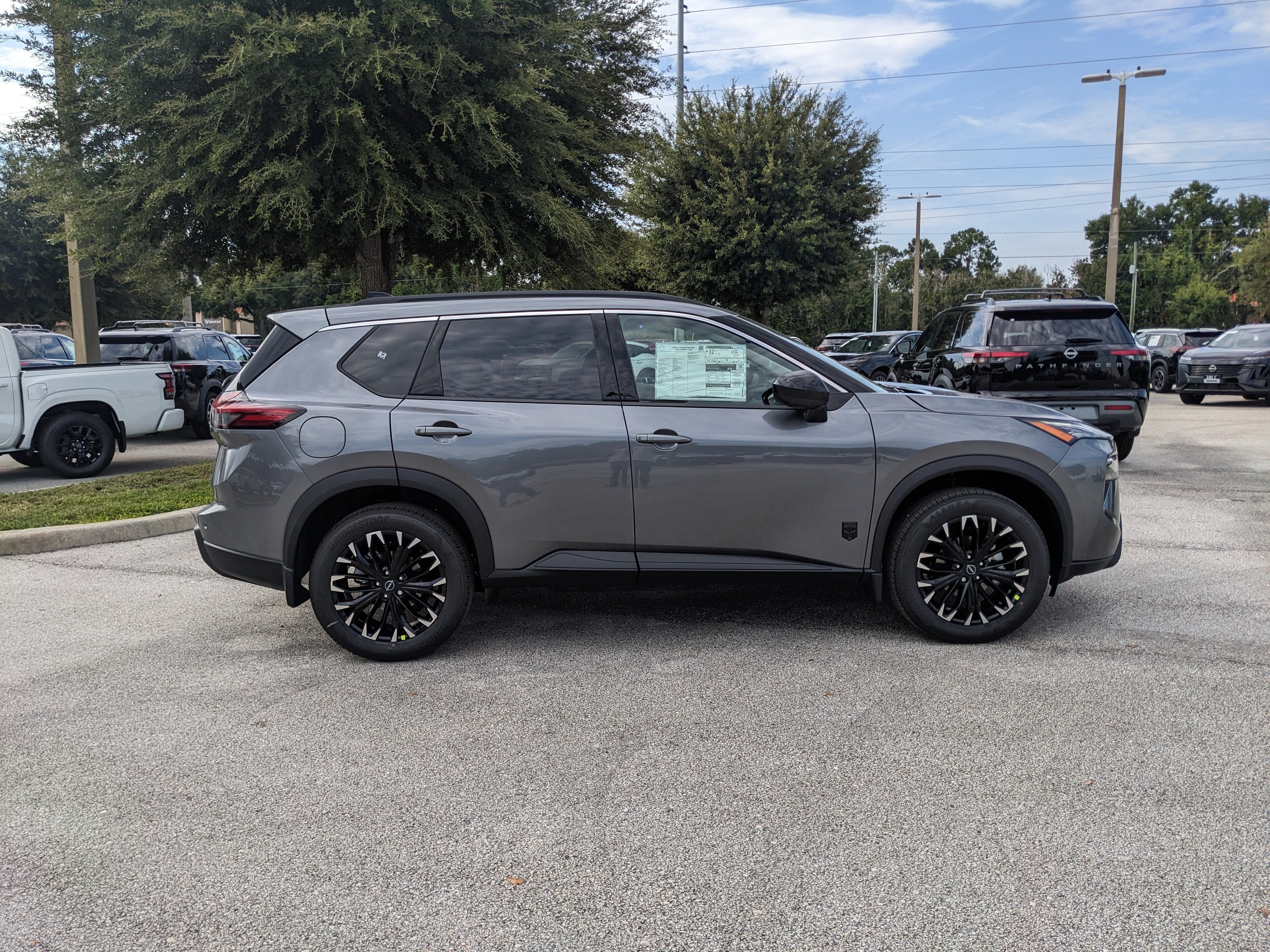 2026 Nissan Rogue Dark Armor