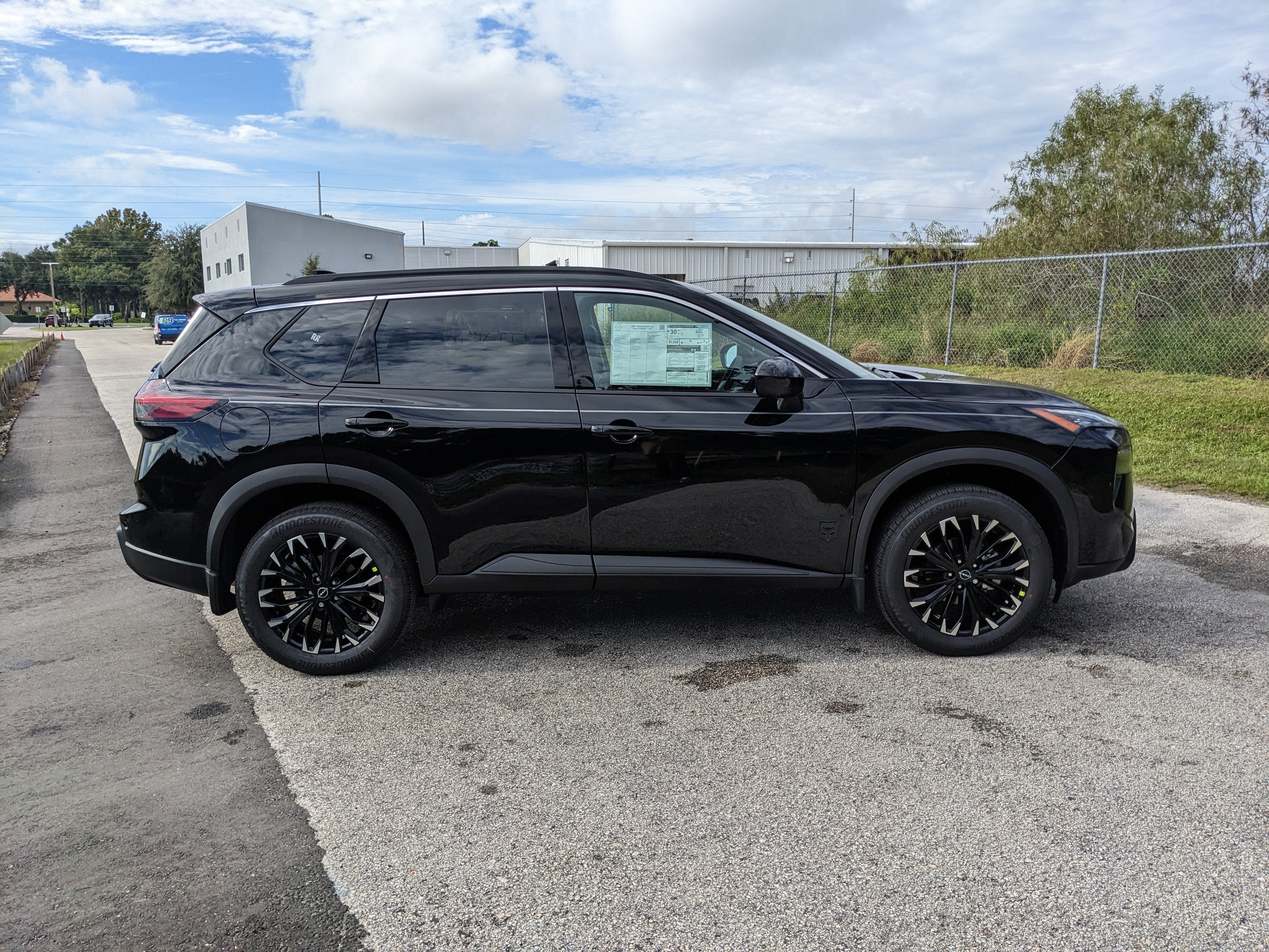2027 Nissan Rogue Dark Armor