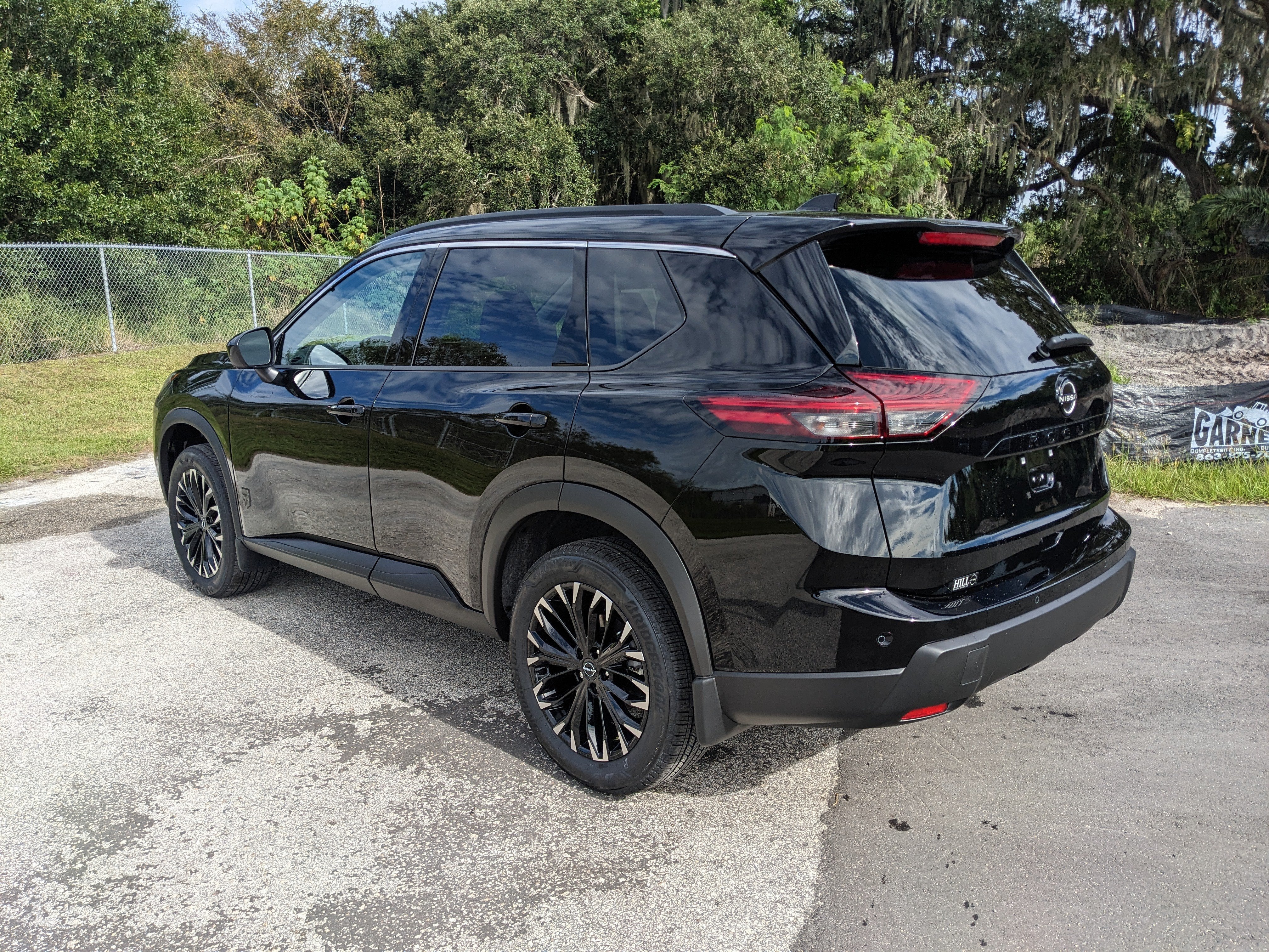 2027 Nissan Rogue Dark Armor