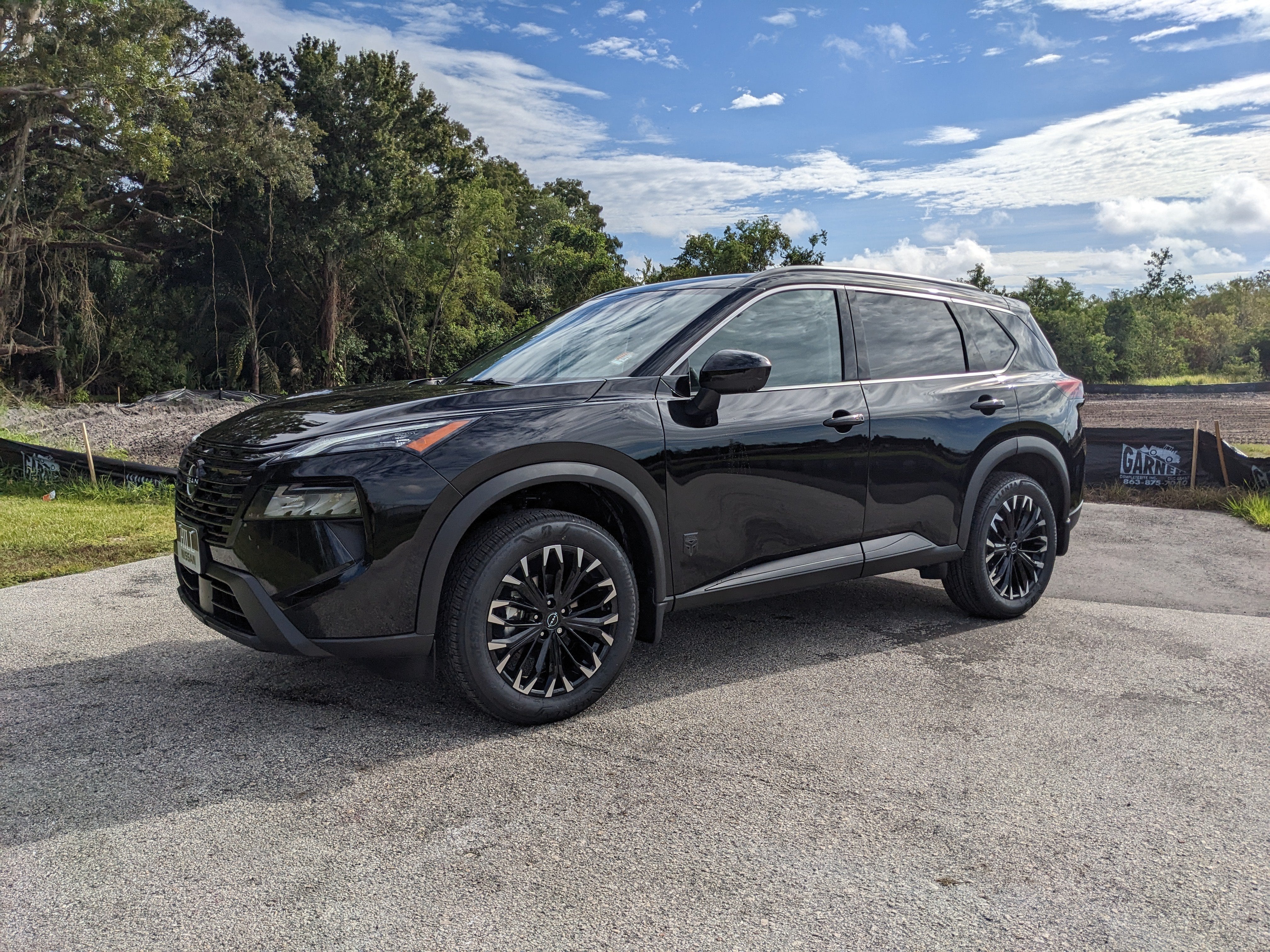 2027 Nissan Rogue Dark Armor