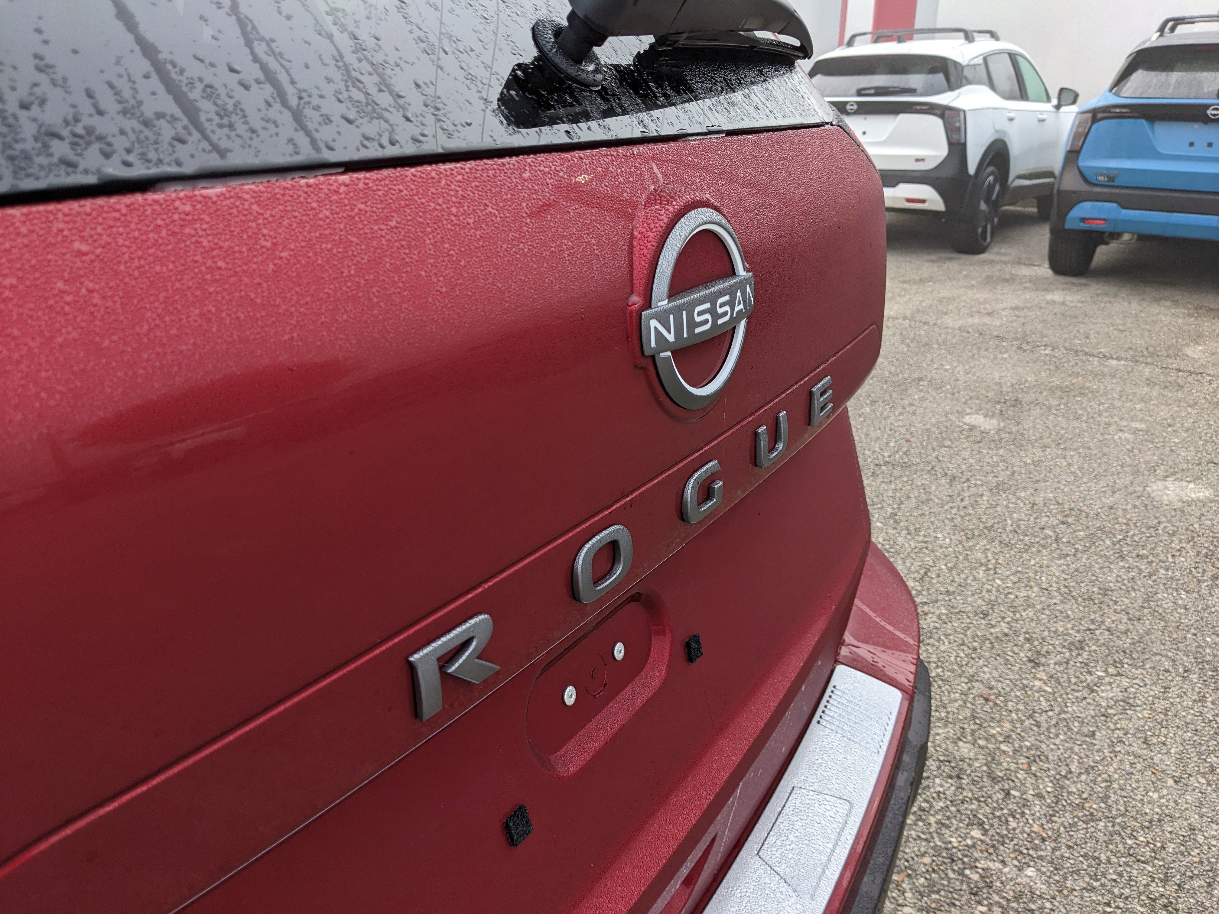 2026 Nissan Rogue SV