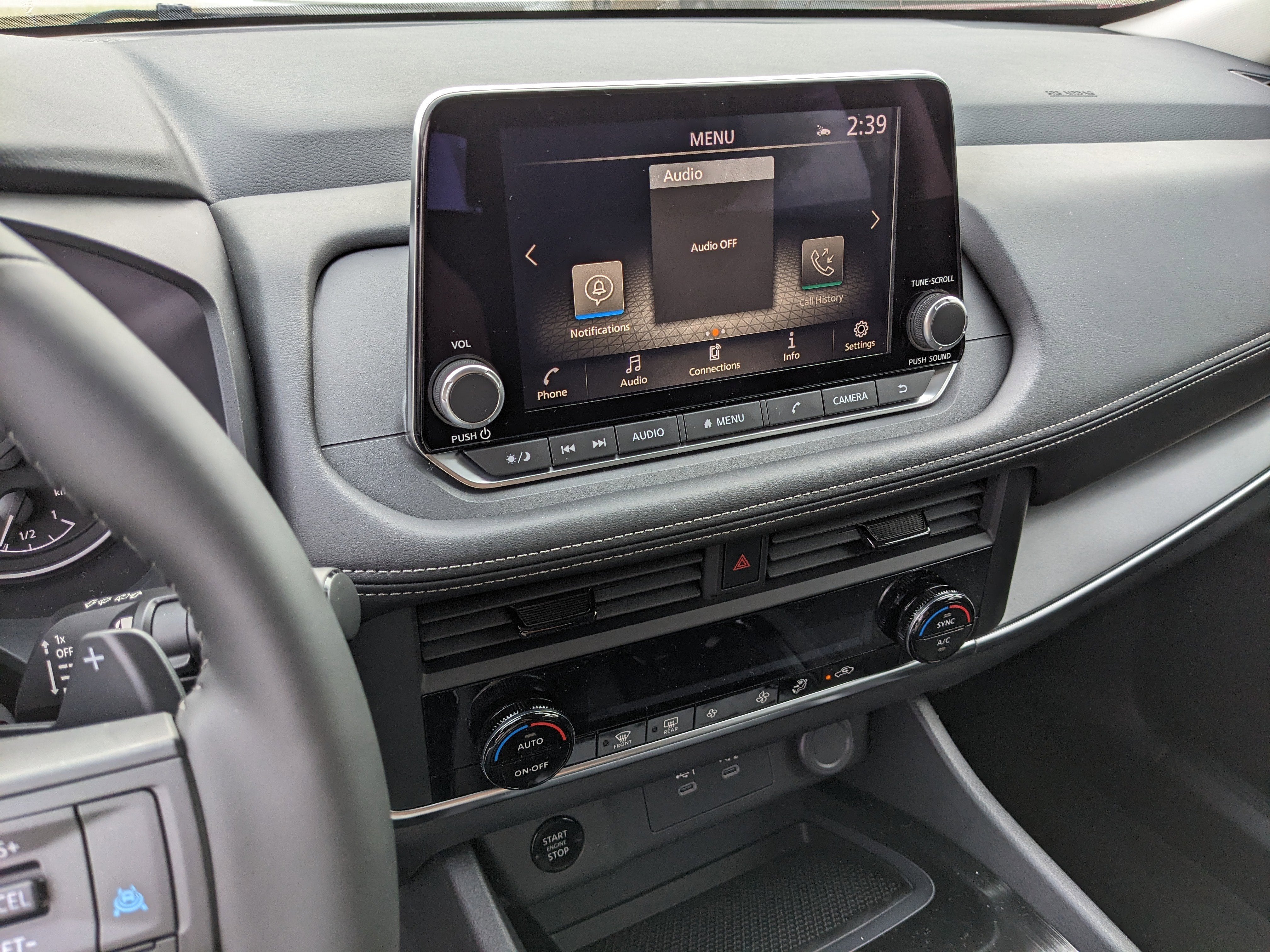 2026 Nissan Rogue SV