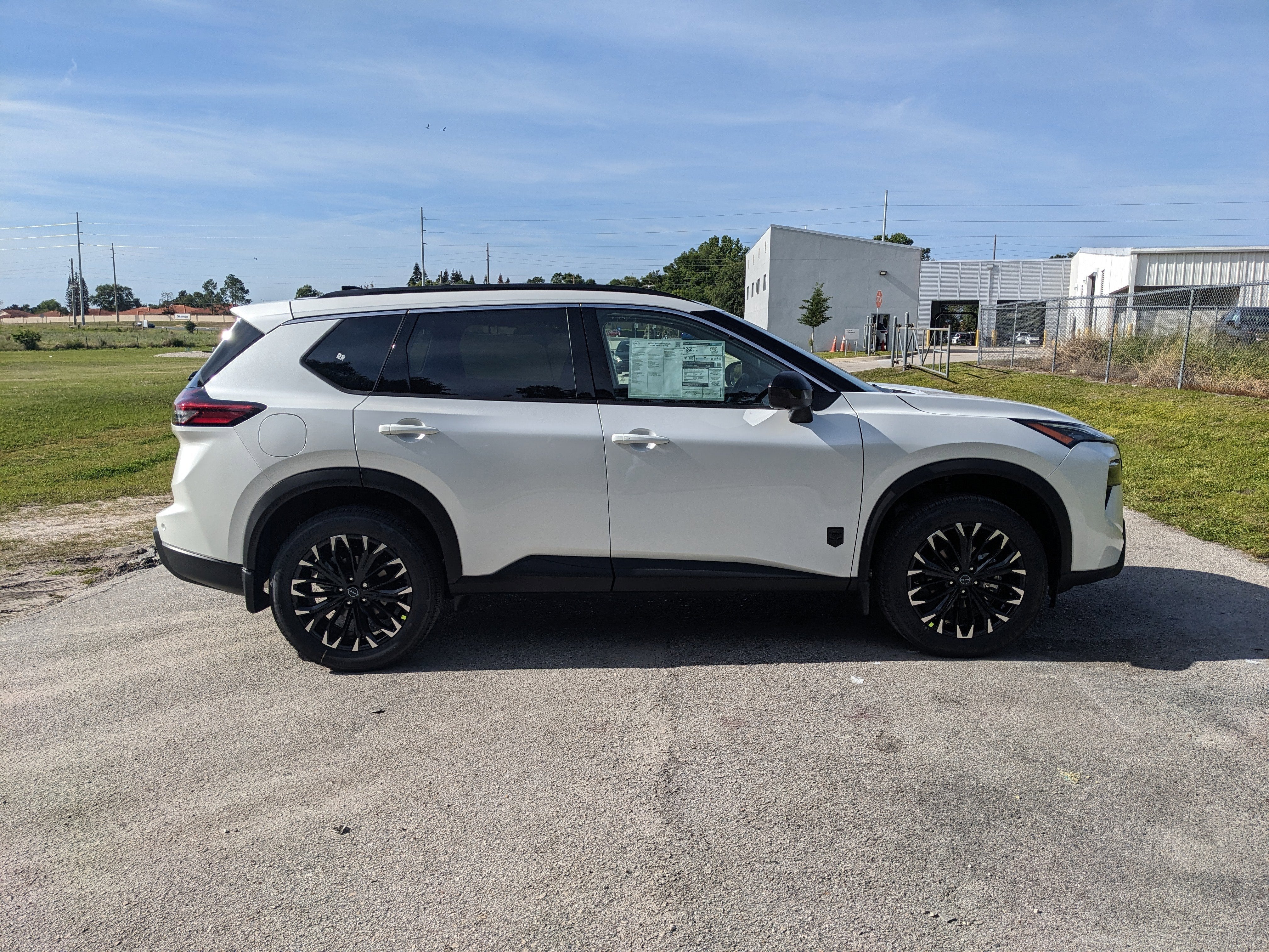 2026 Nissan Rogue Dark Armor