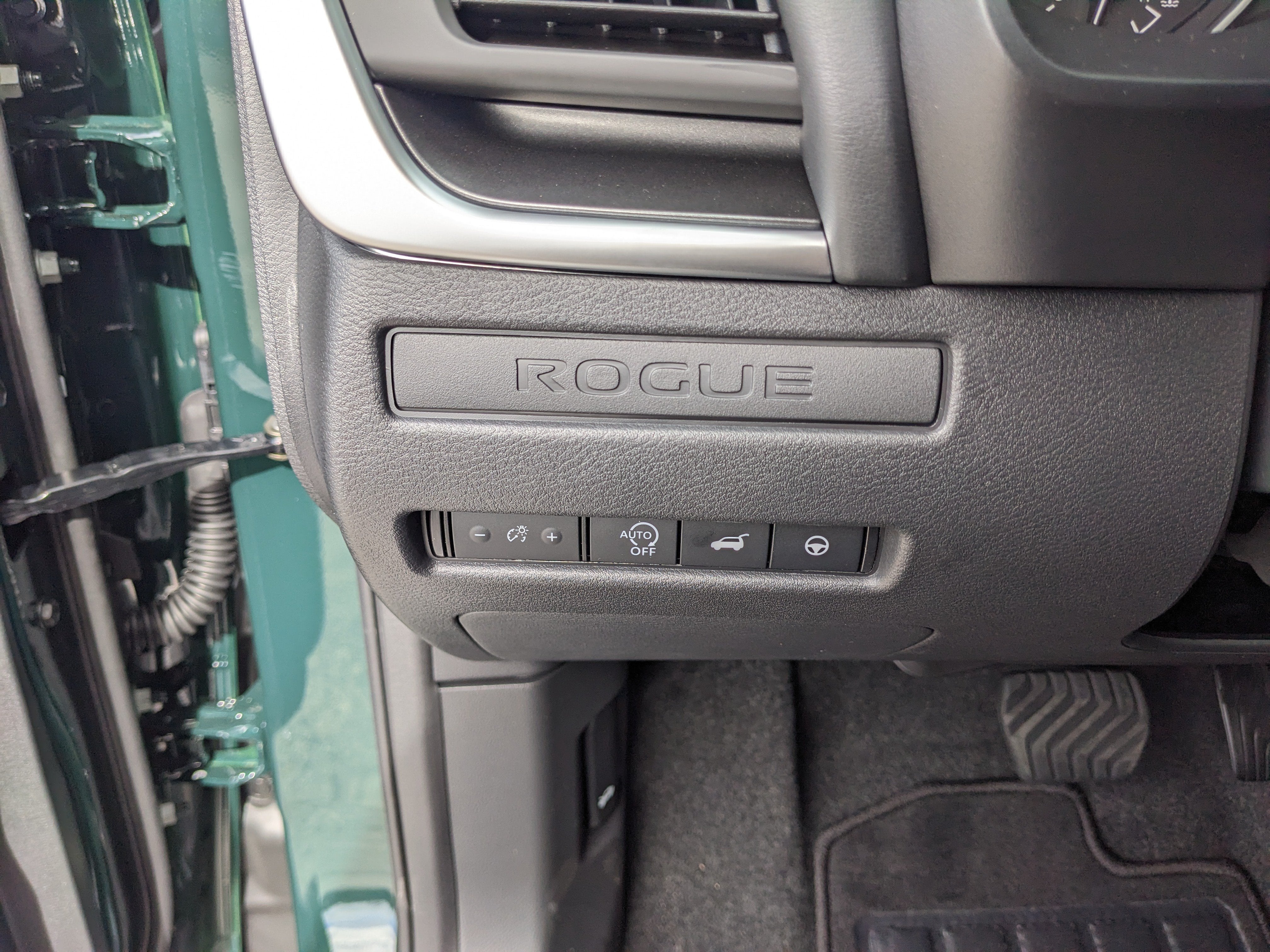 2027 Nissan Rogue Dark Armor